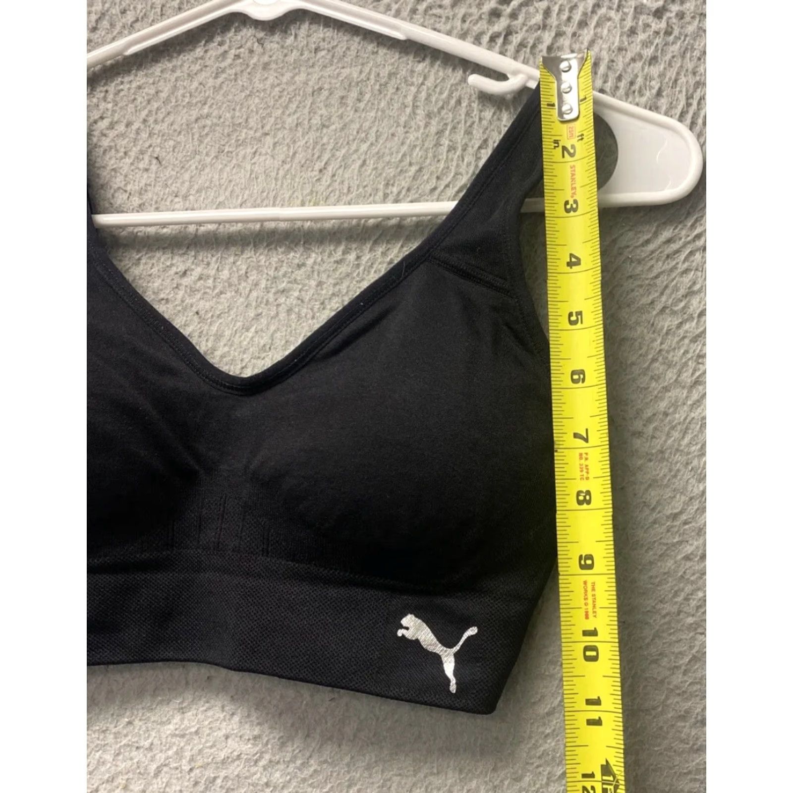 Puma PUMA Performance Women’s Sports Bra Black Small Activewear /107-13 Sports Bra Seamless / Activewear Women’s Small Black PUMA 107-13 Size ONE SIZE - 4 Thumbnail