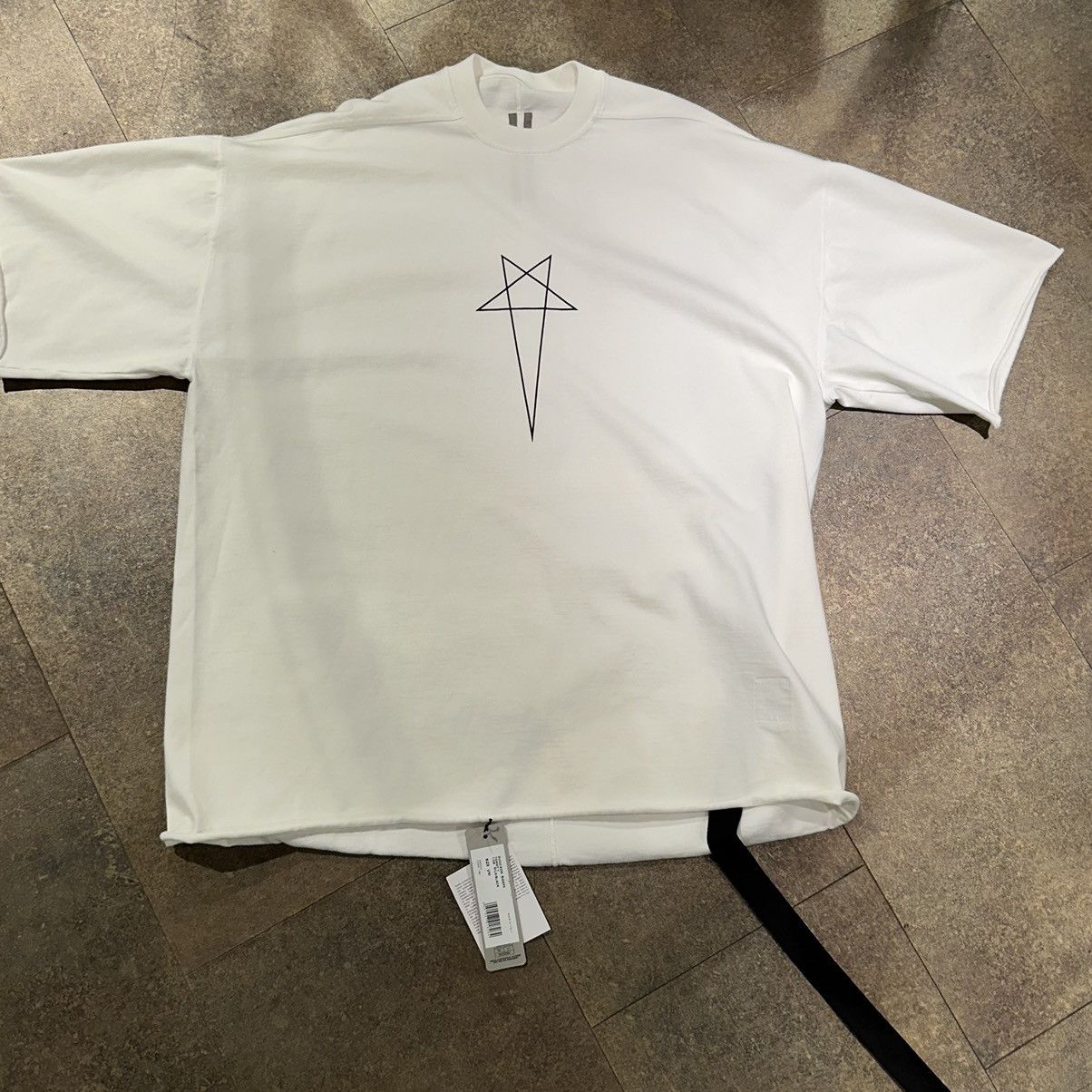 image of Rick Owens Drkshdw Pentagram Tommy Short Sleeve Sweatshirt in White, Men's (Size 2XL)