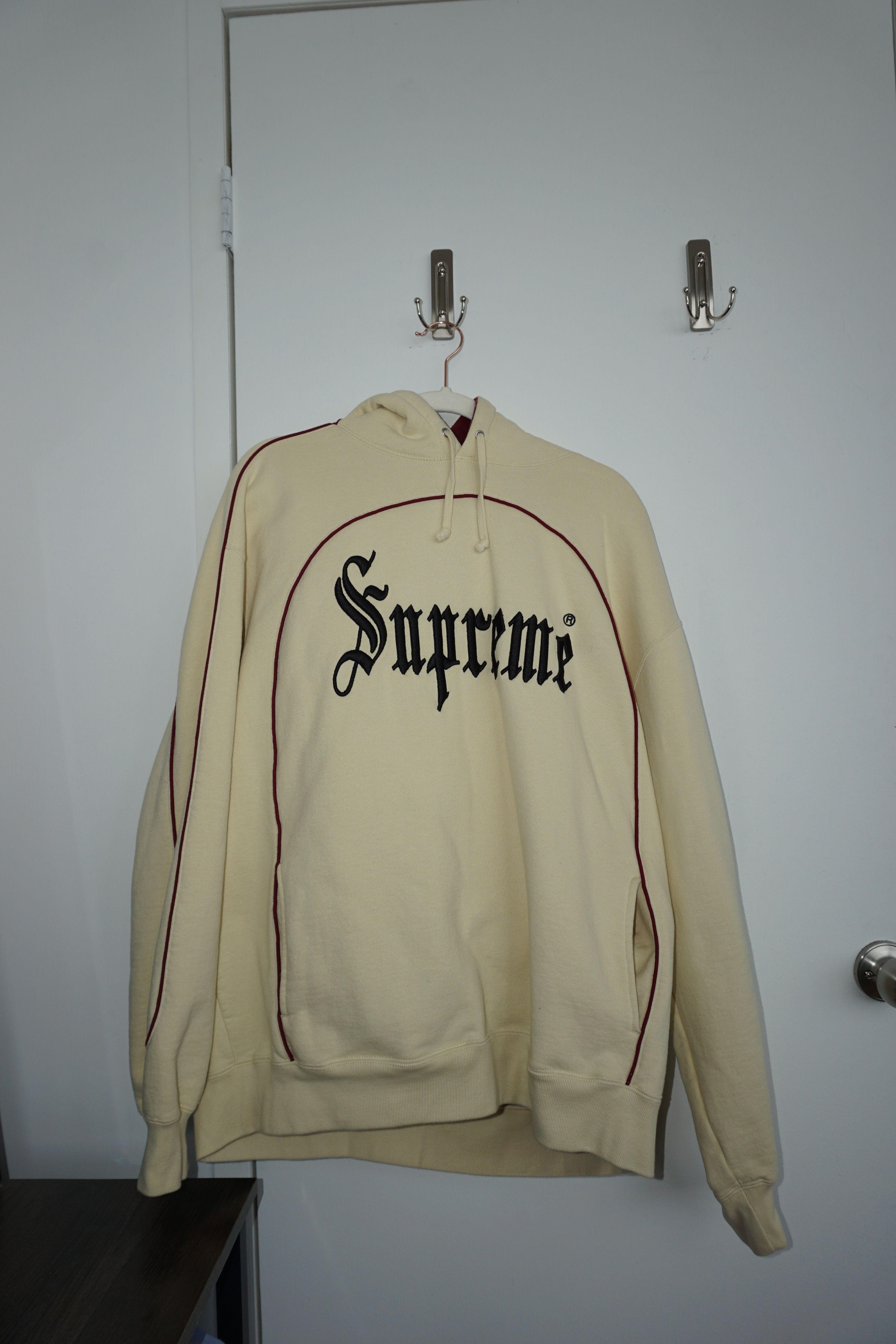 Supreme Supreme ss25 Curve Piping Hooded Sweatshirt | Grailed