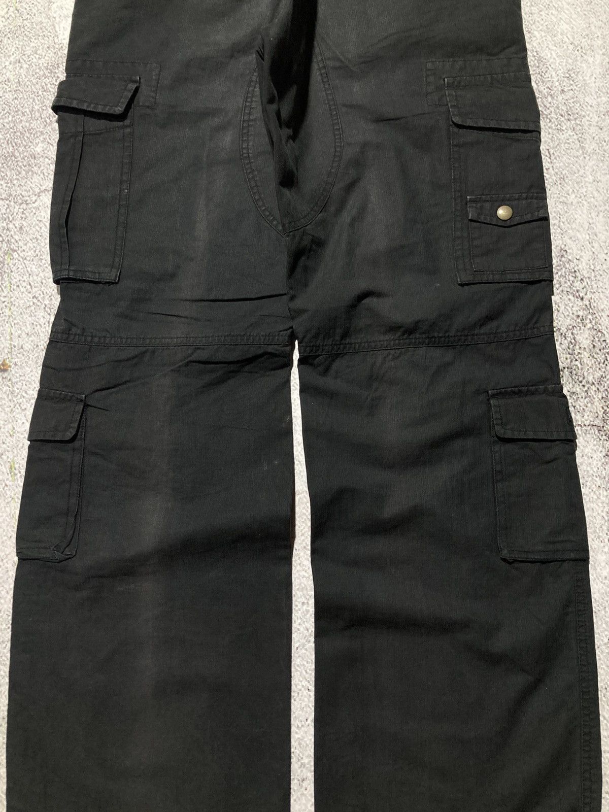 Japanese Brand 2000s Takeo Kikuchi Multipocket Cargo Pants Black Designer Size US 34 / EU 50 - 13 Thumbnail