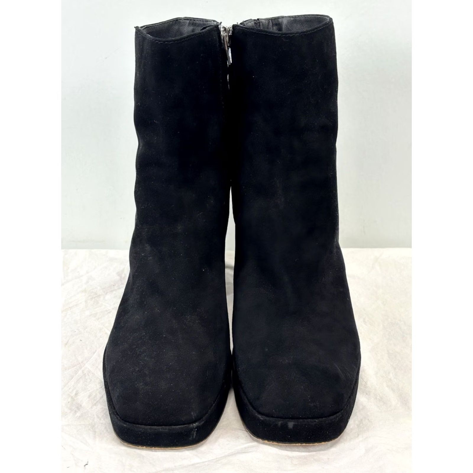 Dolce Vita VINTAGE Dolce Vita Ulysses Platform Boots Women’s 9.5 Black Suede Chunky Y2K Bratz Boots Women Size US 10 / IT 40 - 4 Thumbnail