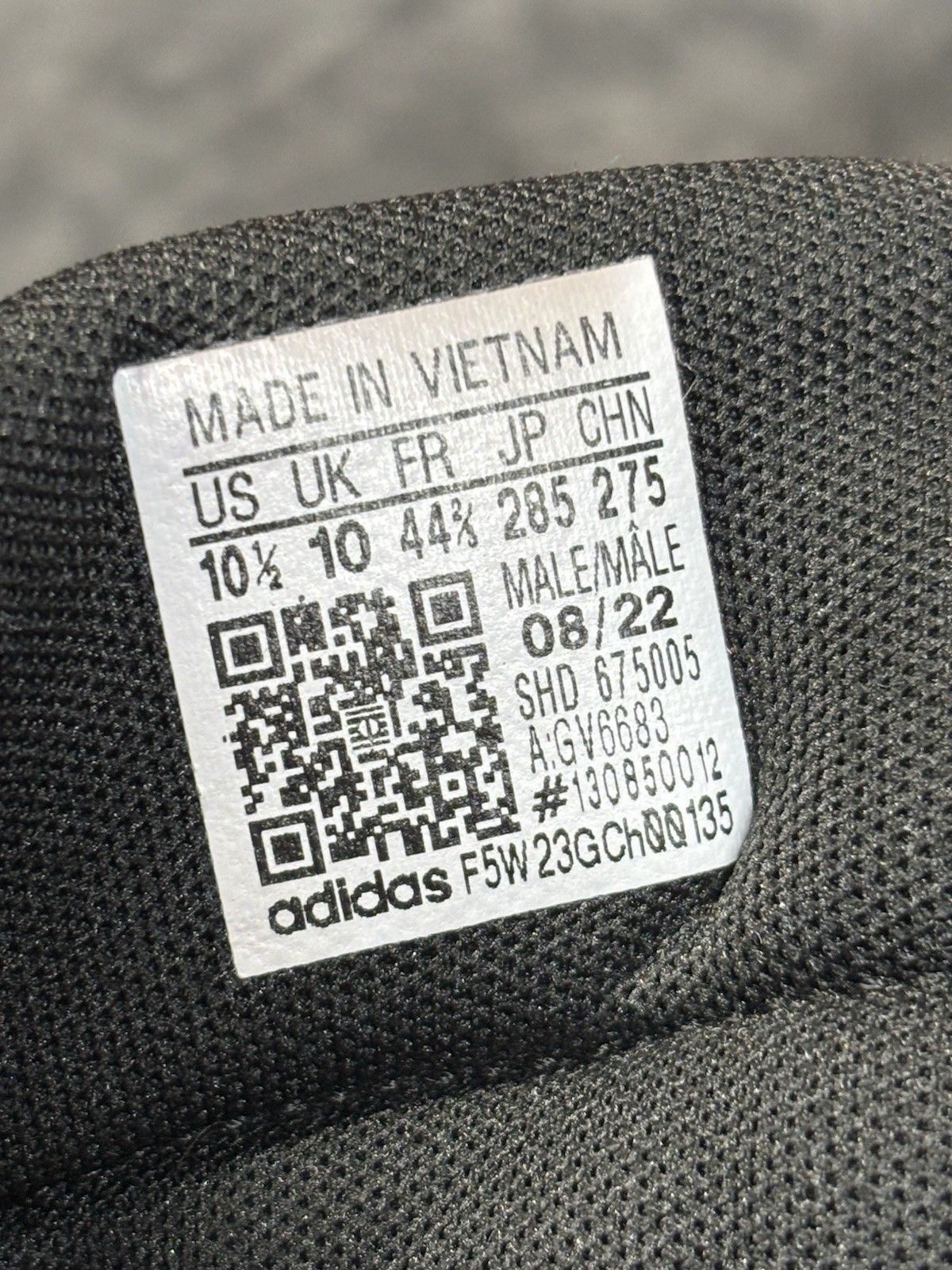 Adidas adidas Men's Hoops 3.0 Mid Top Athletic Shoes Us 10.5M Size US 10.5 / EU 43-44 - 8 Thumbnail