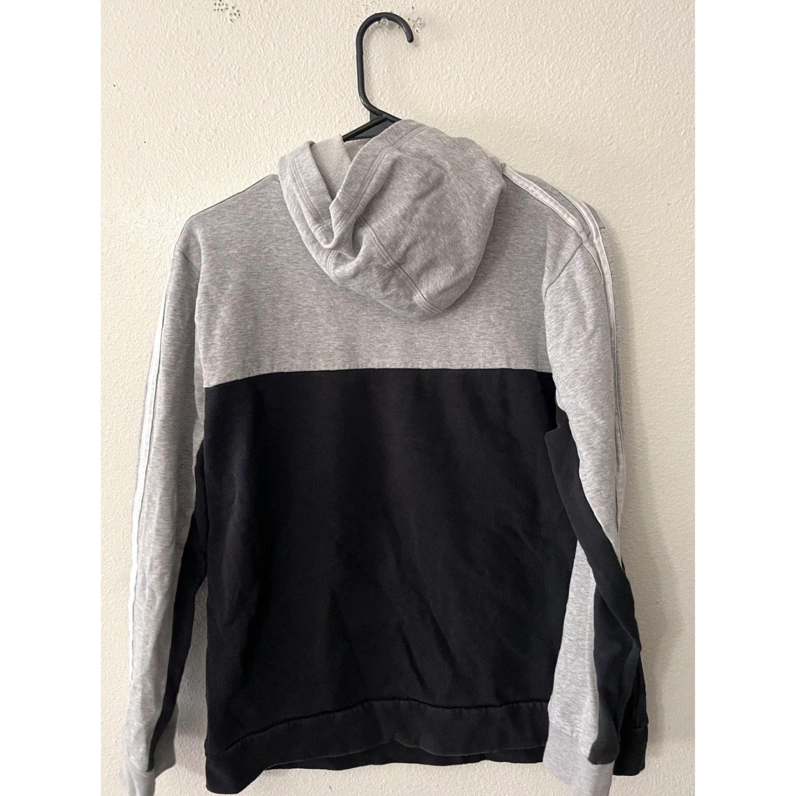 Adidas Adidas Boys XL Full Zip Hoodie Jacket Gray Black Sports Sweatshirt Mens Size US XL / EU 56 / 4 - 2 Thumbnail