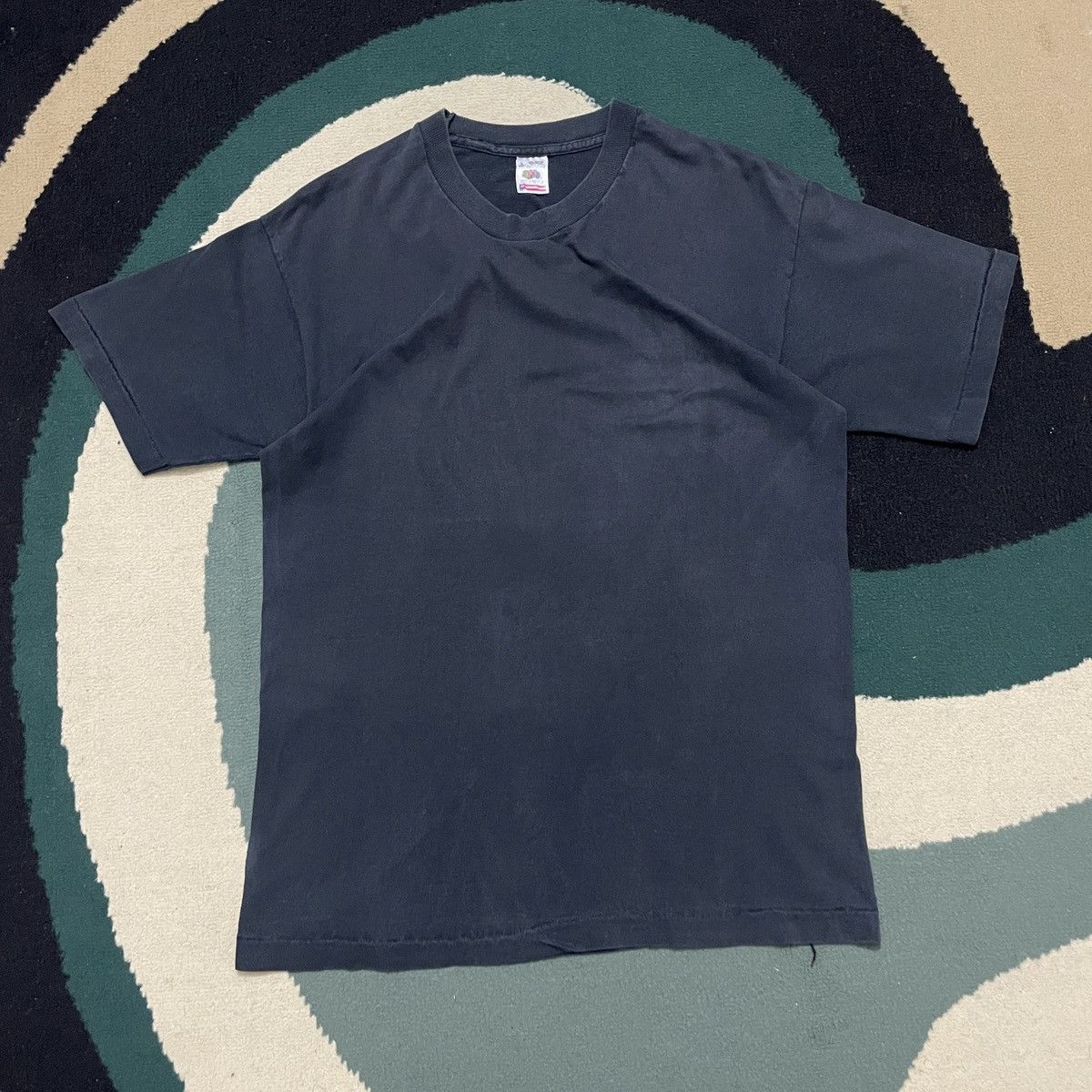 Vintage ❌ SOLD OUT ❌ 1990s Blank Tee Vintage Fruit Of The Loom Size US L / EU 52-54 / 3 - 1 Thumbnail