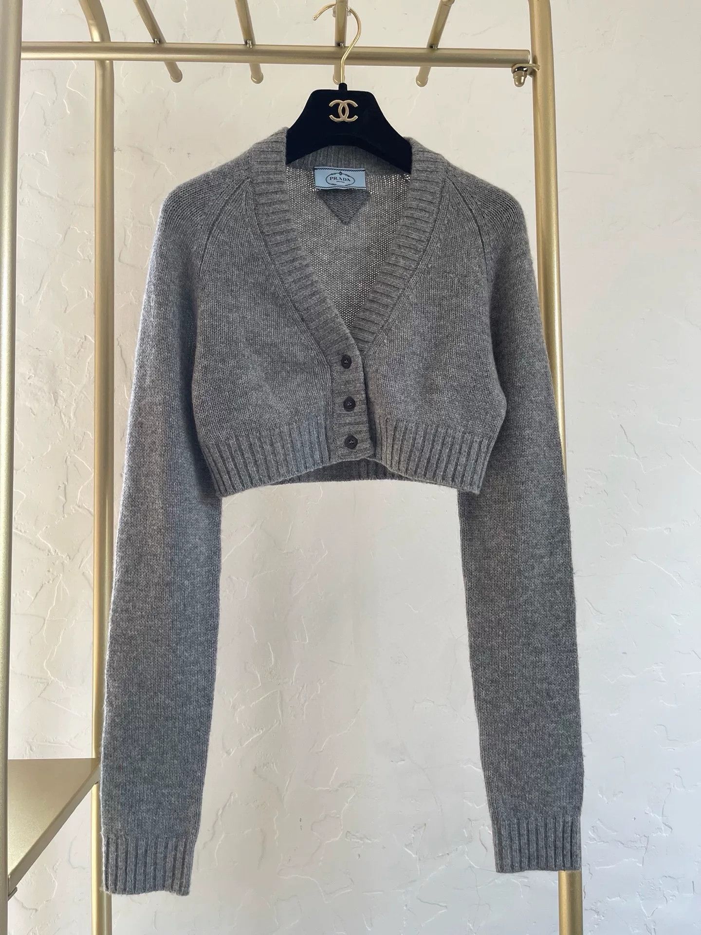 Prada Prada Classic Gray Short Cardigan Size US S / EU 44-46 / 1 - 1 Thumbnail