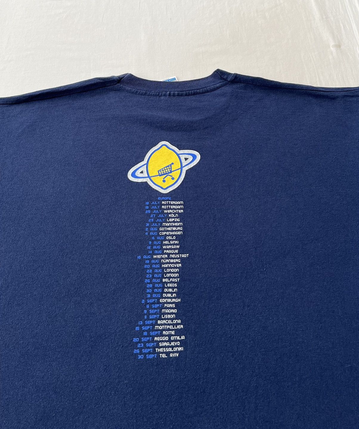 Band Tees Vintage 1997 U2 Popmart Tour Rock Band T-shirt Size US XL / EU 56 / 4 - 17 Thumbnail