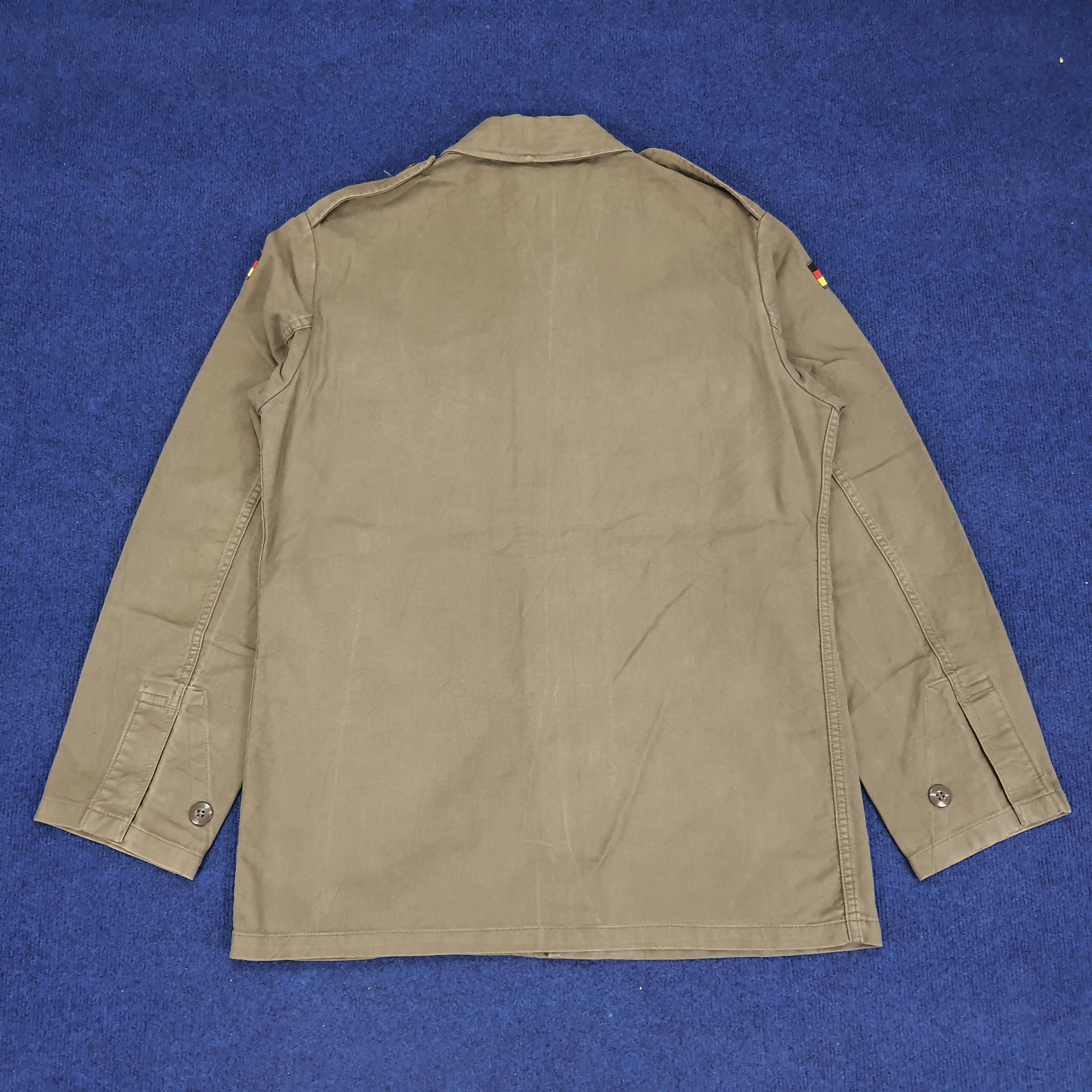 Vintage Vintage Germany Military Double Pocket Design Jacket Size US M / EU 48-50 / 2 - 3 Thumbnail