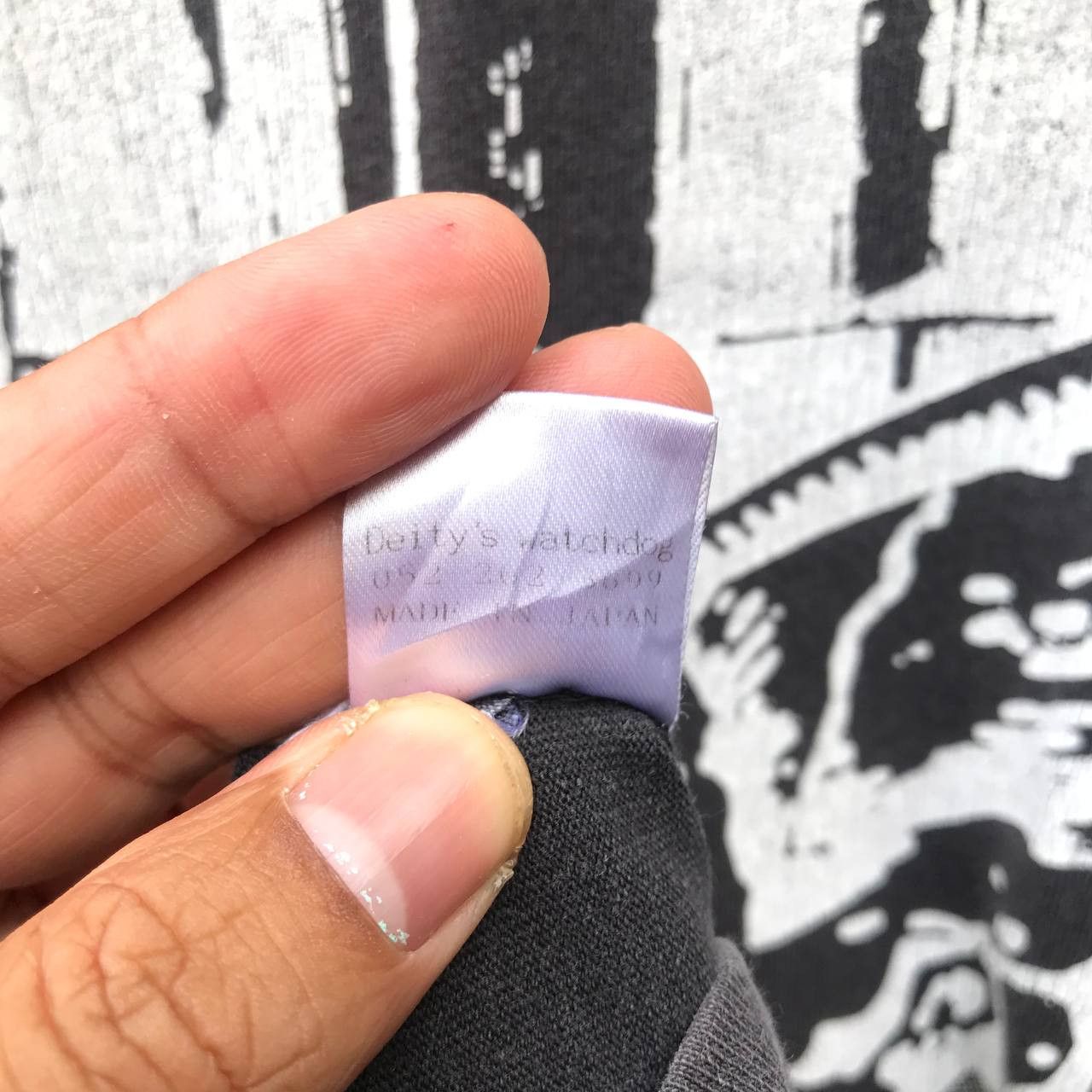 Japanese Brand × Vintage RARE VINTAGE WATCHDOG JAPAN FADED BLACK SHIRT Size US L / EU 52-54 / 3 - 3 Thumbnail