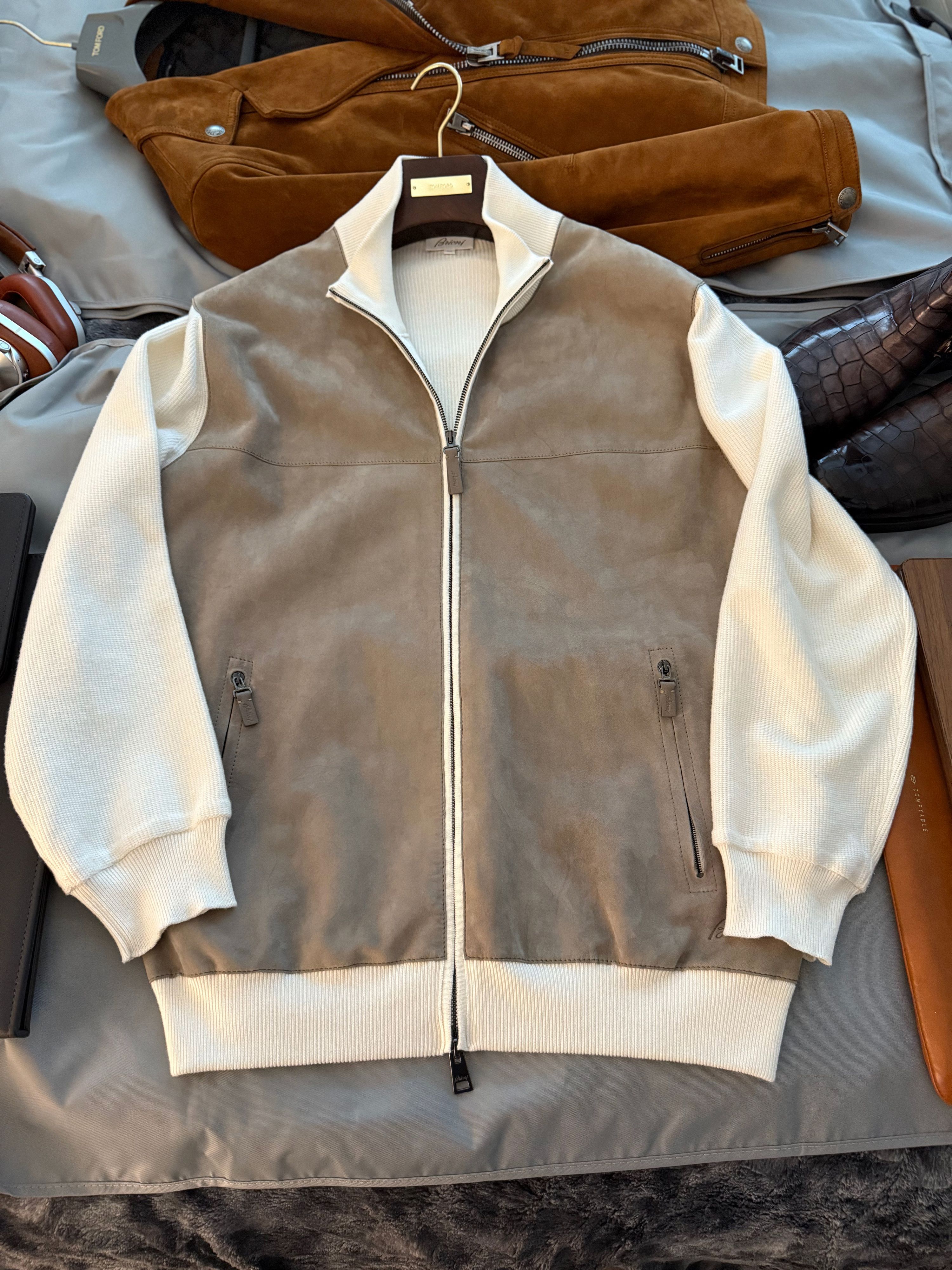 Brioni Best Dressed Rare $6K w/tax Suede / White Cashmere Knit Size US L / EU 52-54 / 3 - 20 Thumbnail