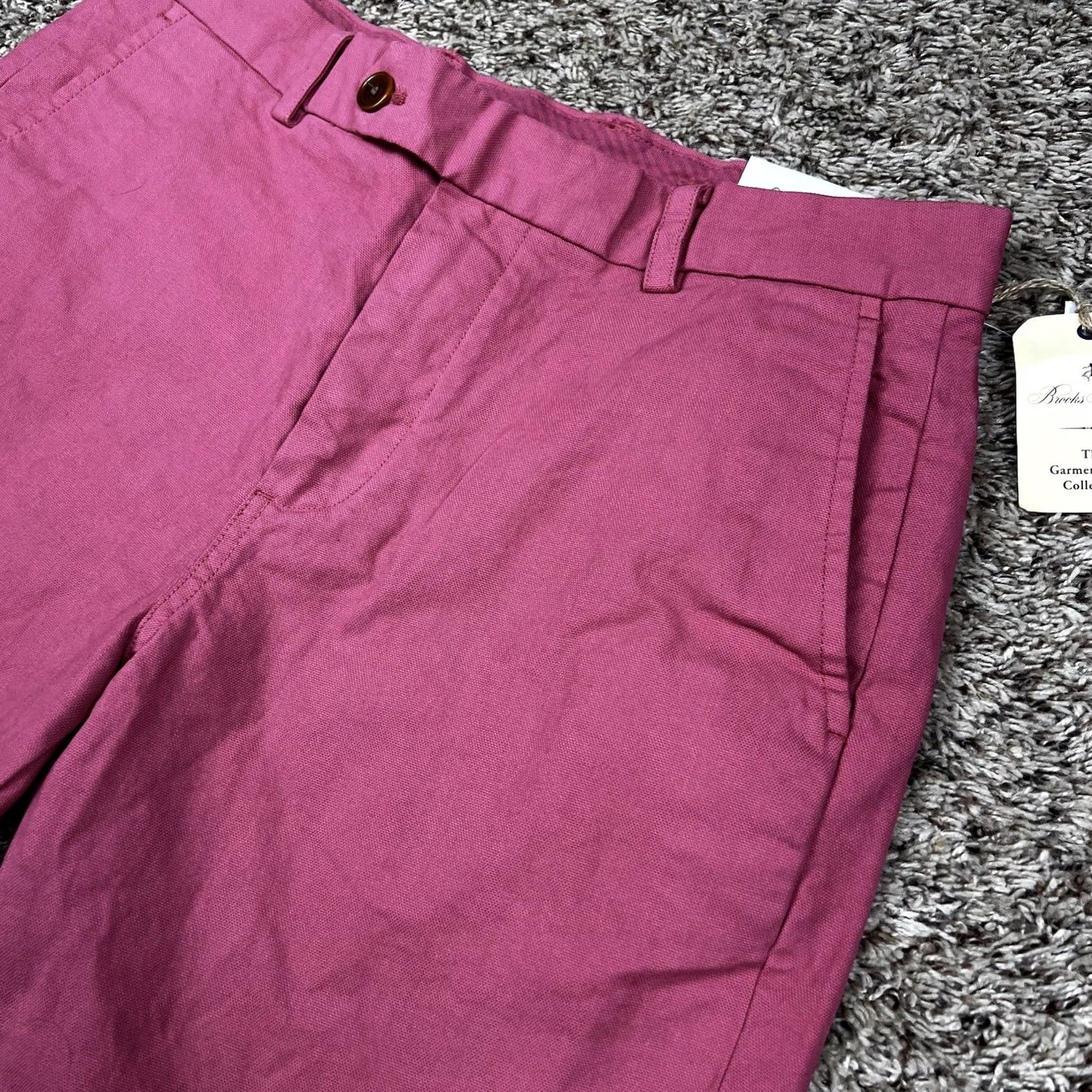 Brooks Brothers VINTAGE Brooks Brothers Bermuda Shorts Waist 32 Pink Cotton Preppy Beach? Size US 32 / EU 48 - 4 Thumbnail