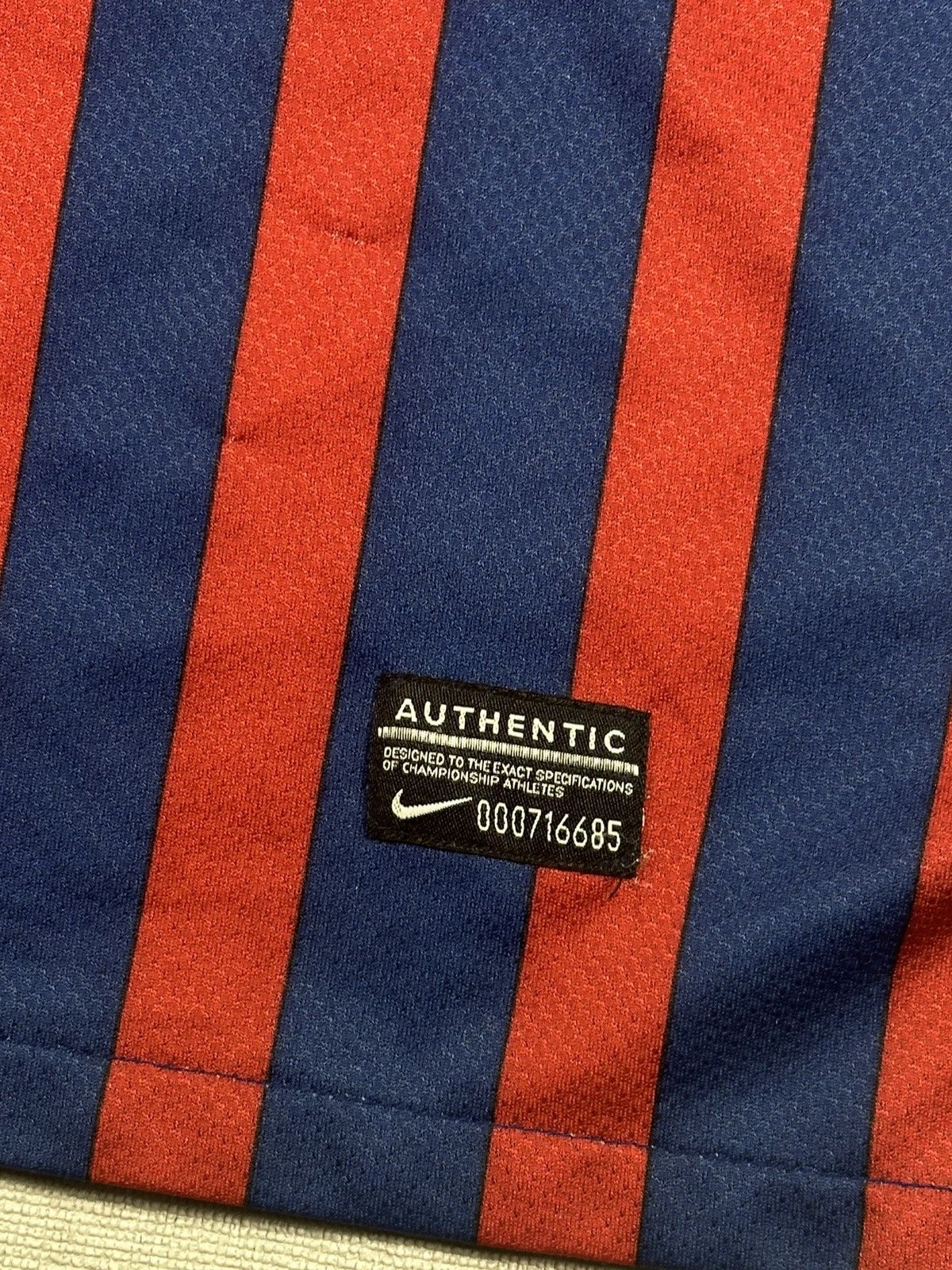 Nike Nike Vintage FC Barcelona Soccer Jersey T-shirt Size US M / EU 48-50 / 2 - 5 Thumbnail