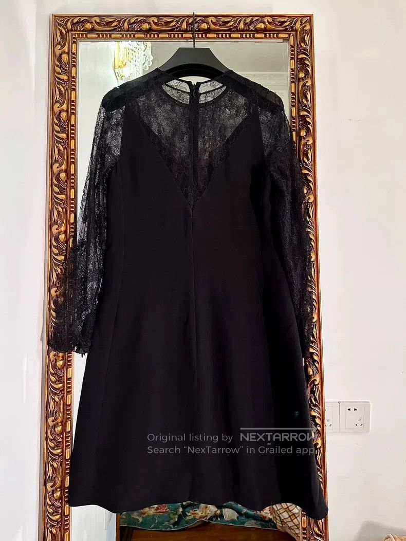Valentino Valentino Silk V-neck dress little black dress Size M / US 6-8 / IT 42-44 - 4 Thumbnail
