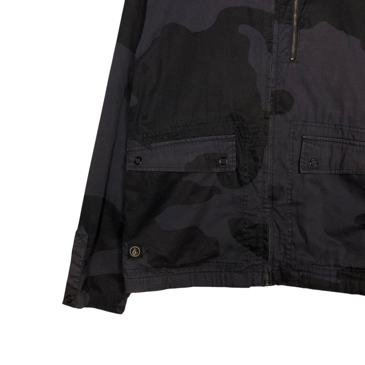 Japanese Brand 🔥RICH BLACK VINTAGE BIKER JACKET VOLCOM CAMOUFLAGE DESIGN Size US M / EU 48-50 / 2 - 6 Thumbnail