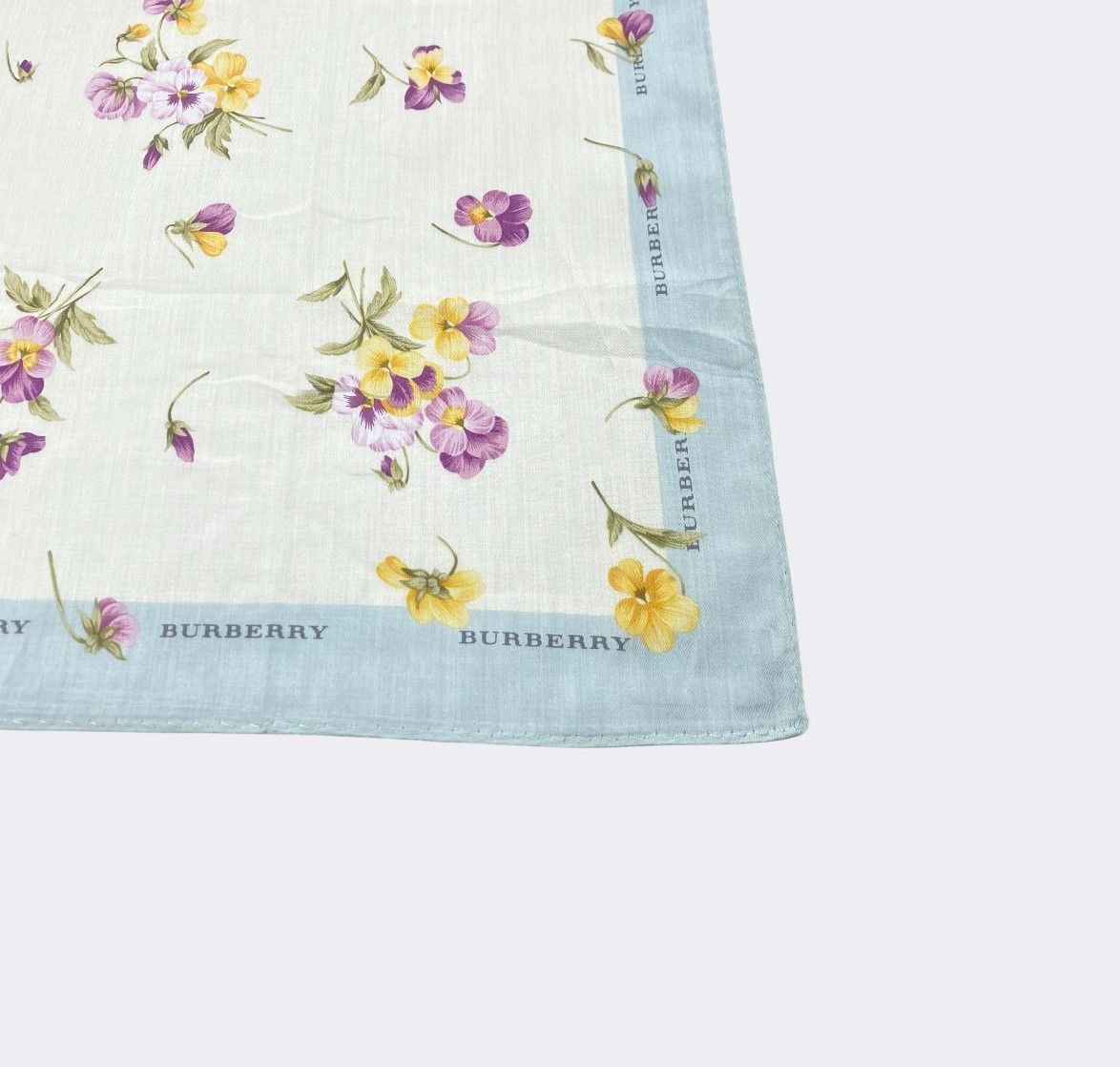 Burberry Vintage Burberry Handkerchief Neckerchief Bandana H276R Size ONE SIZE - 3 Thumbnail