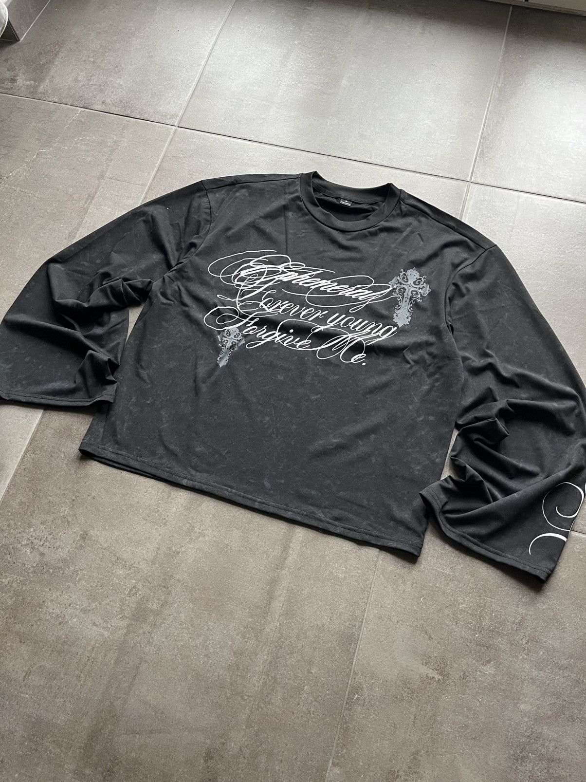 Other cropped longsleeve Size US M / EU 48-50 / 2 - 1 Thumbnail