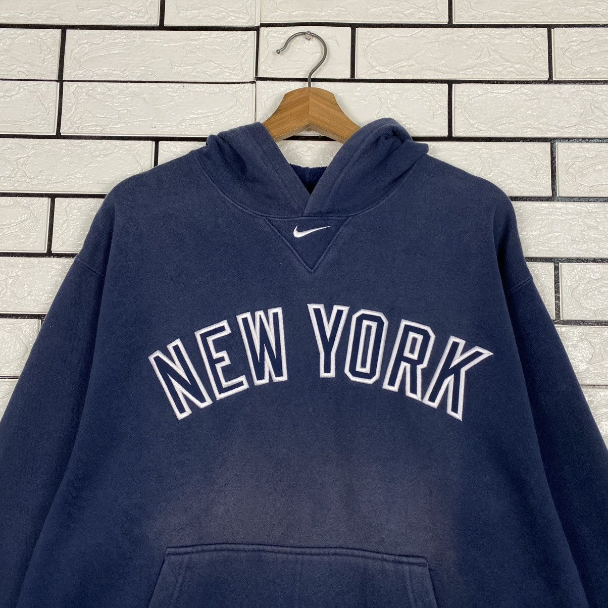 Nike 🔥SUN FADED DISTRESSED HOODIE NIKE MLB NEW YORK Size US M / EU 48-50 / 2 - 13 Thumbnail