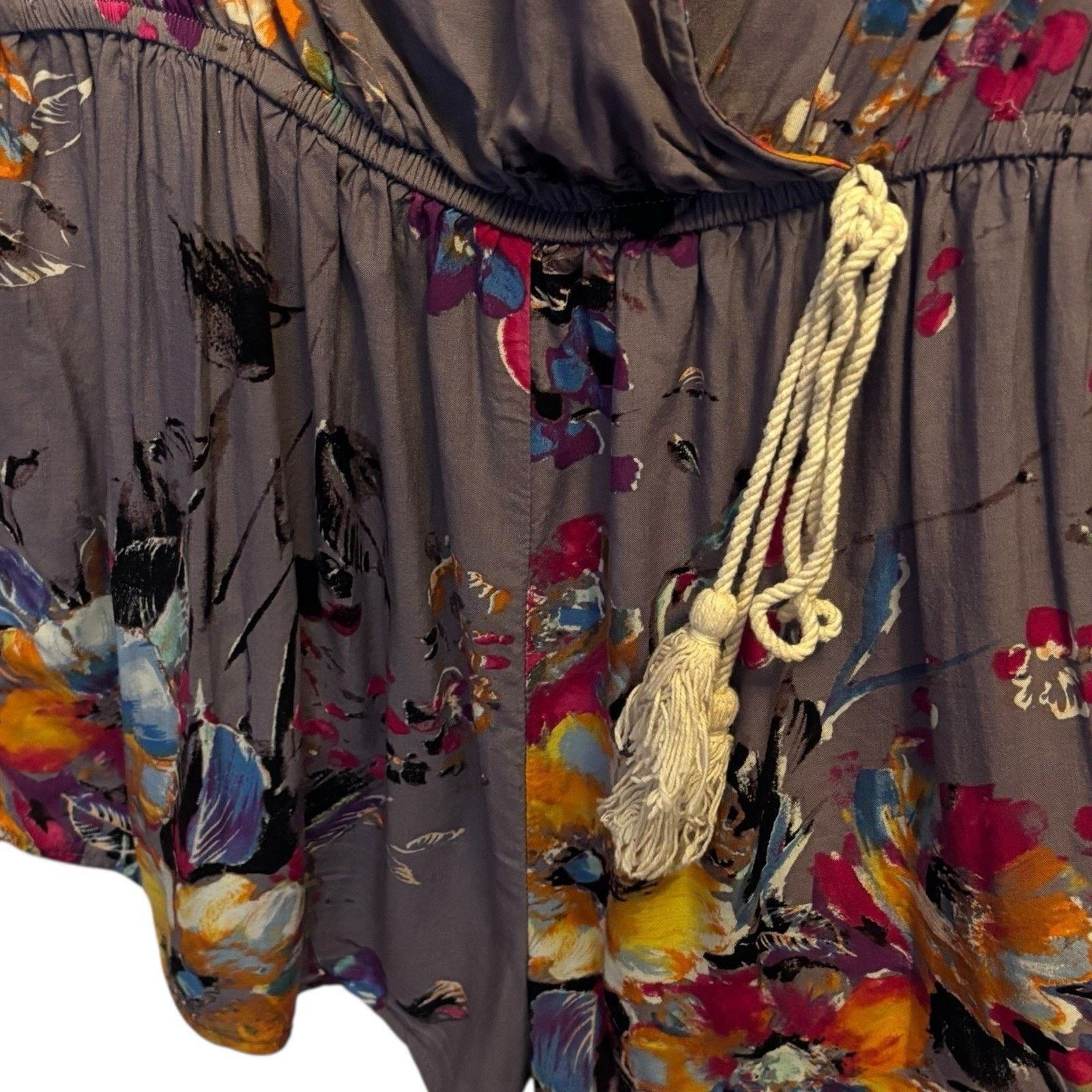 Other Umgee Boho Floral Romper Medium Purple Flutter Sleeve Size 26" / US 2 / IT 38 - 5 Thumbnail