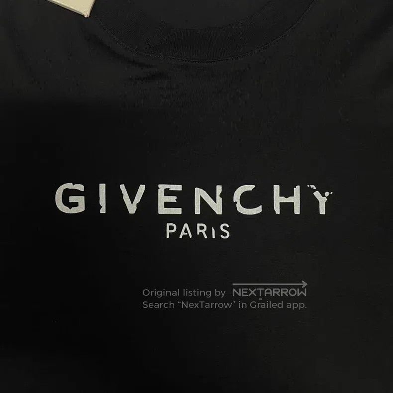 Givenchy Givenchy Distressed Letter Short Sleeve Size US M / EU 48-50 / 2 - 3 Thumbnail