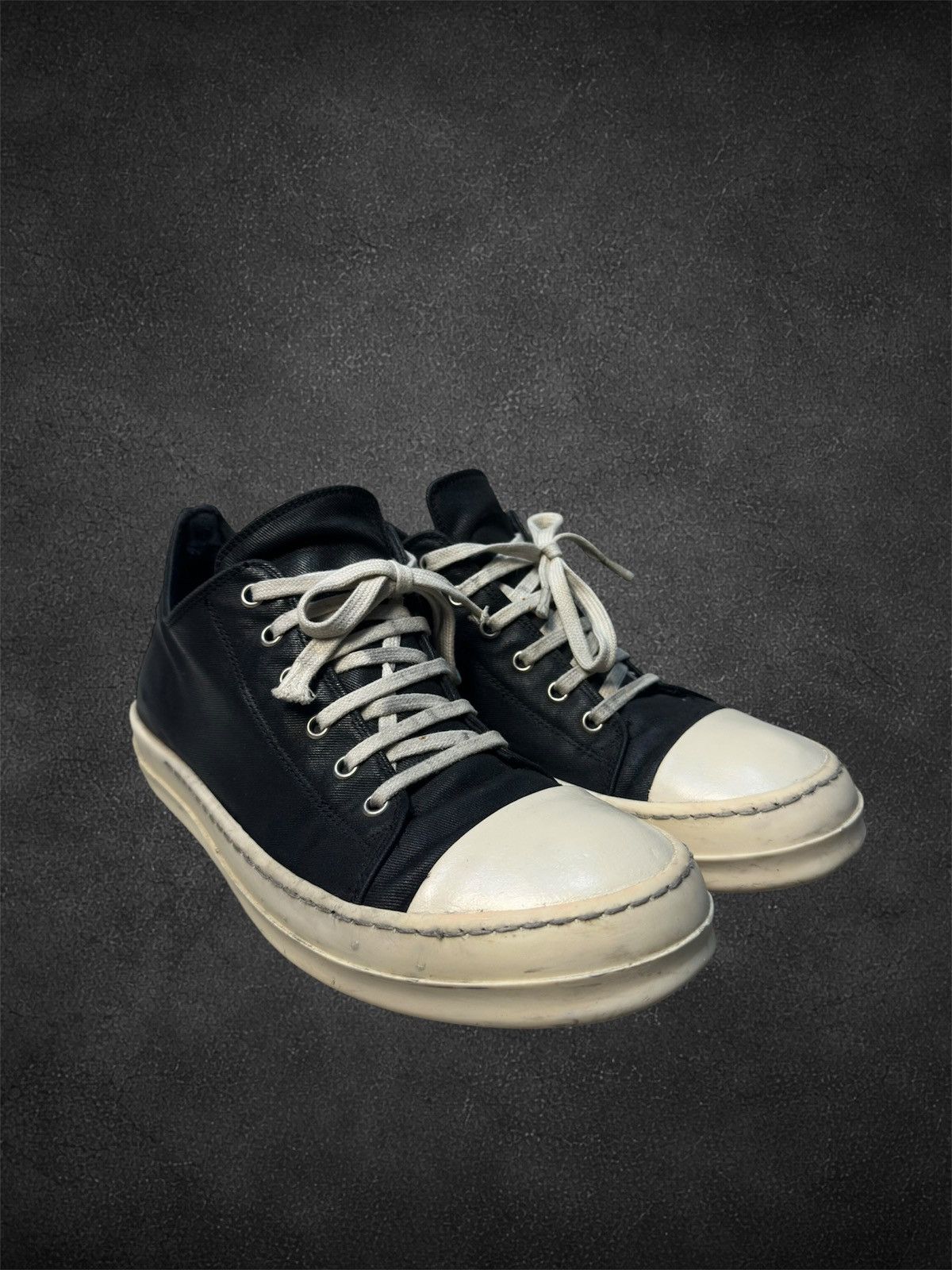 Rick Owens Rick Owens waxed canvas low ramones Size US 8.5 / EU 41-42 - 2 Thumbnail