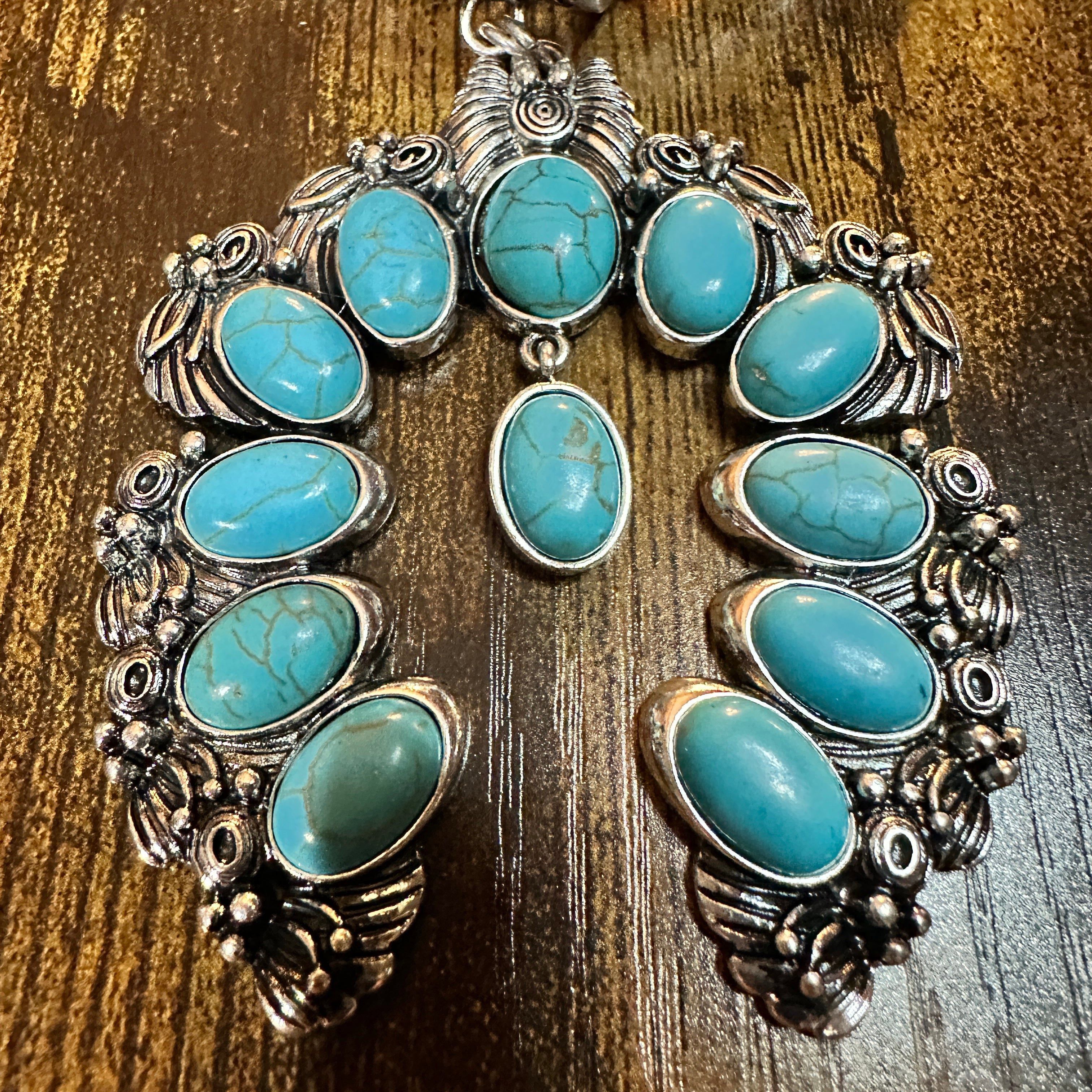 Other Large Squash Blossom Pendant Chunky Necklace and Earrings Se Size ONE SIZE - 4 Thumbnail