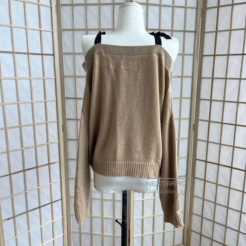 Miu Miu Miu Miu Beige Wool Sweater with Ribbons . Size M / US 6-8 / IT 42-44 - 2 Thumbnail