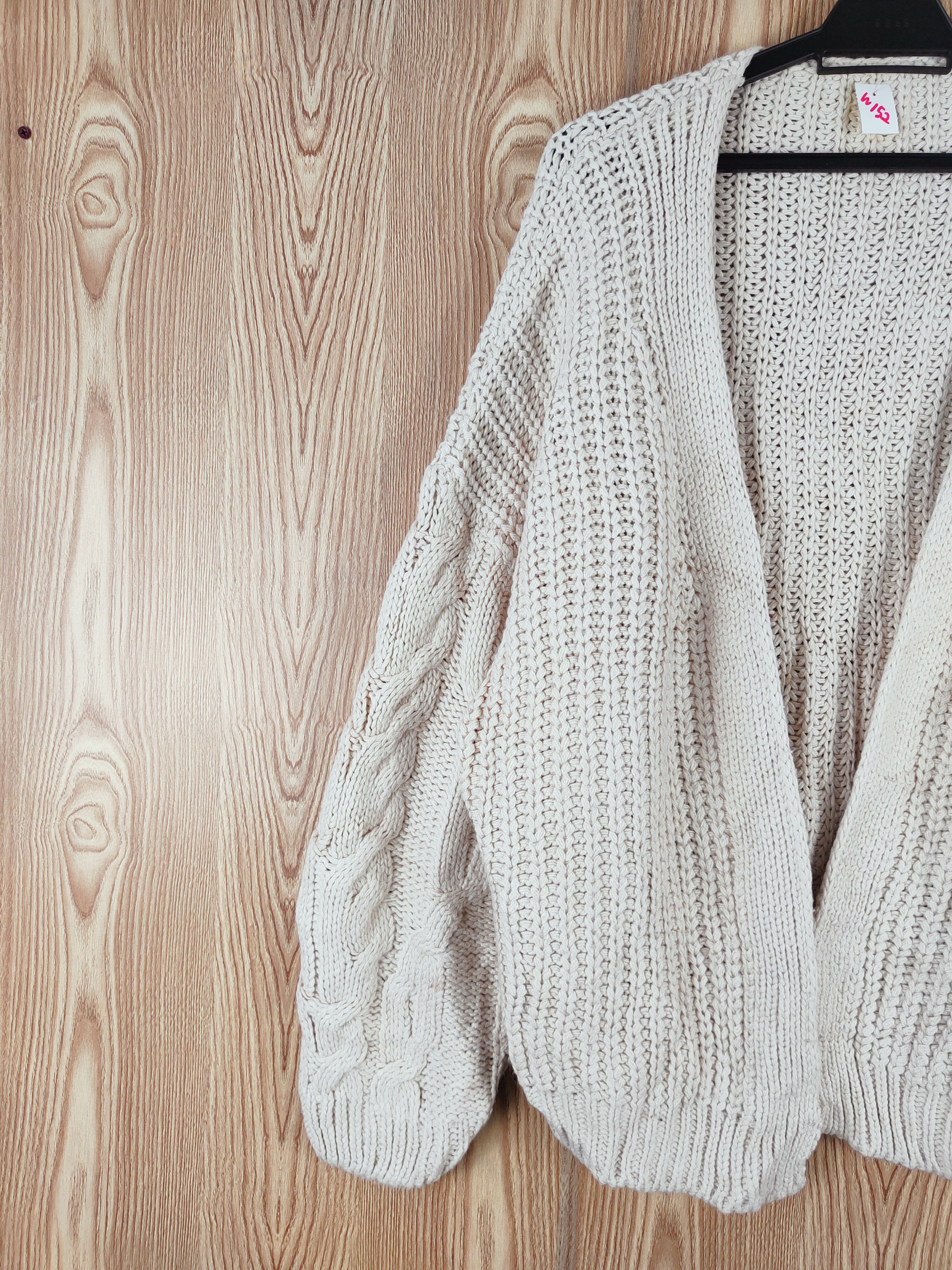 Japanese Brand Japan vintage Cream cable Knitwear Cardigan #W152 Size US XL / EU 56 / 4 - 3 Thumbnail