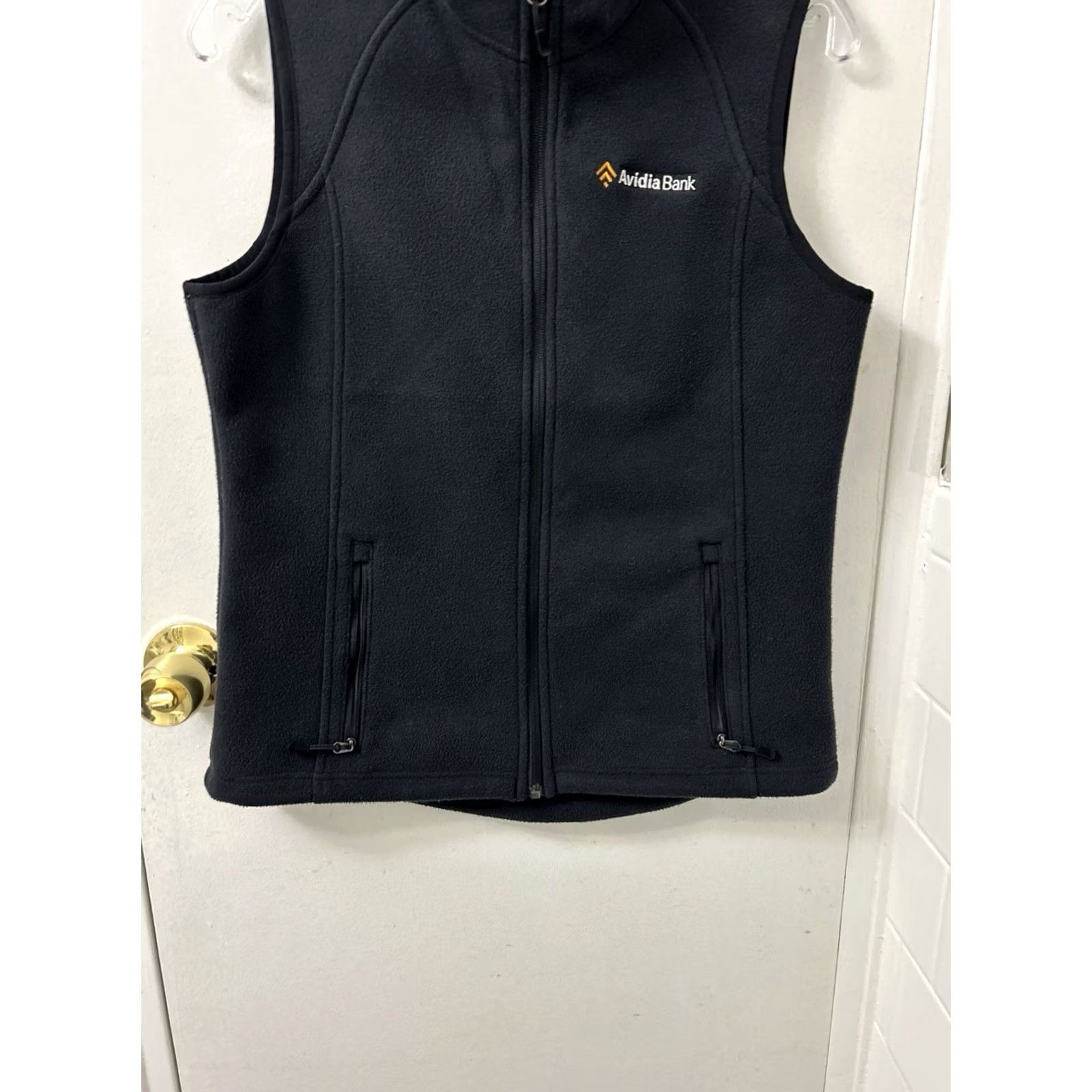 Lands' End Lands' End Outfitters Fleece Vest Womens Small Black Full Zip Avidia Bank Logo Embroidered Vest Size S / US 4 / IT 40 - 3 Thumbnail