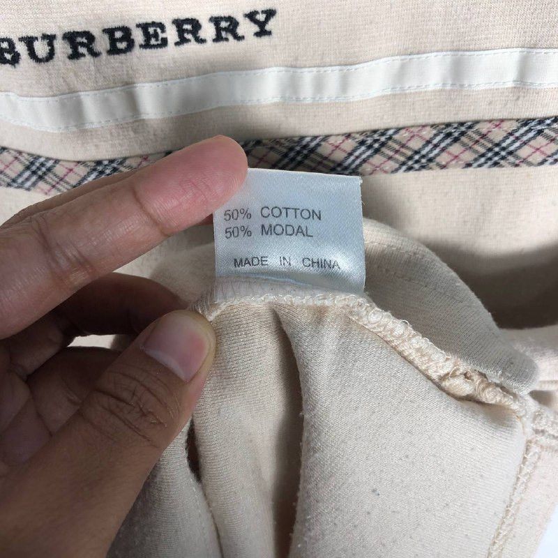 Burberry × Designer × Vintage Vintage Burberry London T-shirt Size L / US 10 / IT 46 - 8 Thumbnail