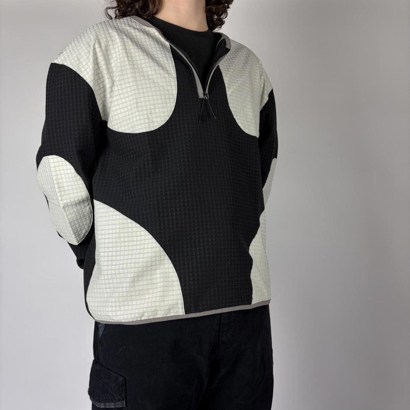 Other Black/White Panelled Boxy Pullover Size US M / EU 48-50 / 2 - 5 Thumbnail
