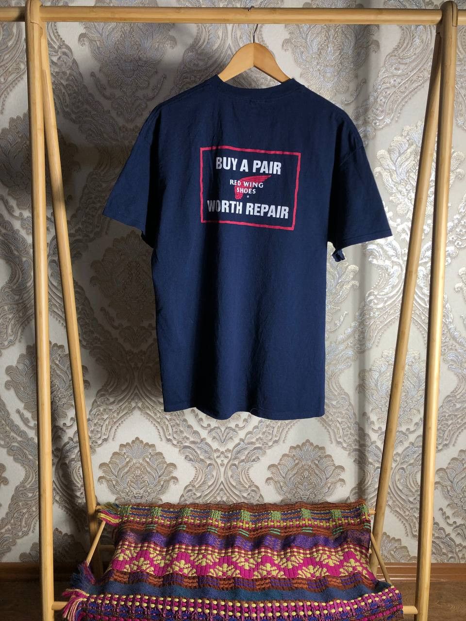 Red Wing Vintage Red Wing Boots Retro T-shirt USA Casual Y2K 90s Size US XL / EU 56 / 4 - 5 Thumbnail