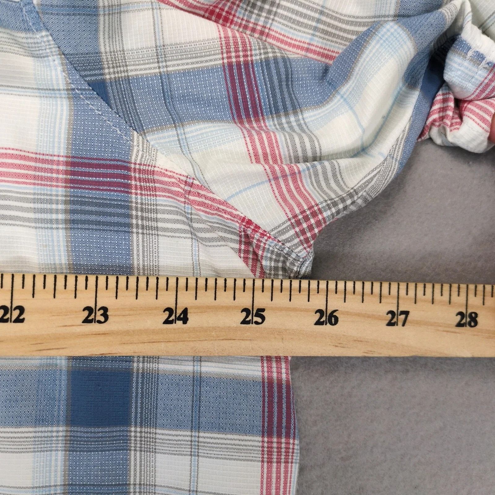 Columbia Columbia Sportswear Omni-Shade Blue Plaid Button Up Shirt XL Size US XL / EU 56 / 4 - 5 Thumbnail