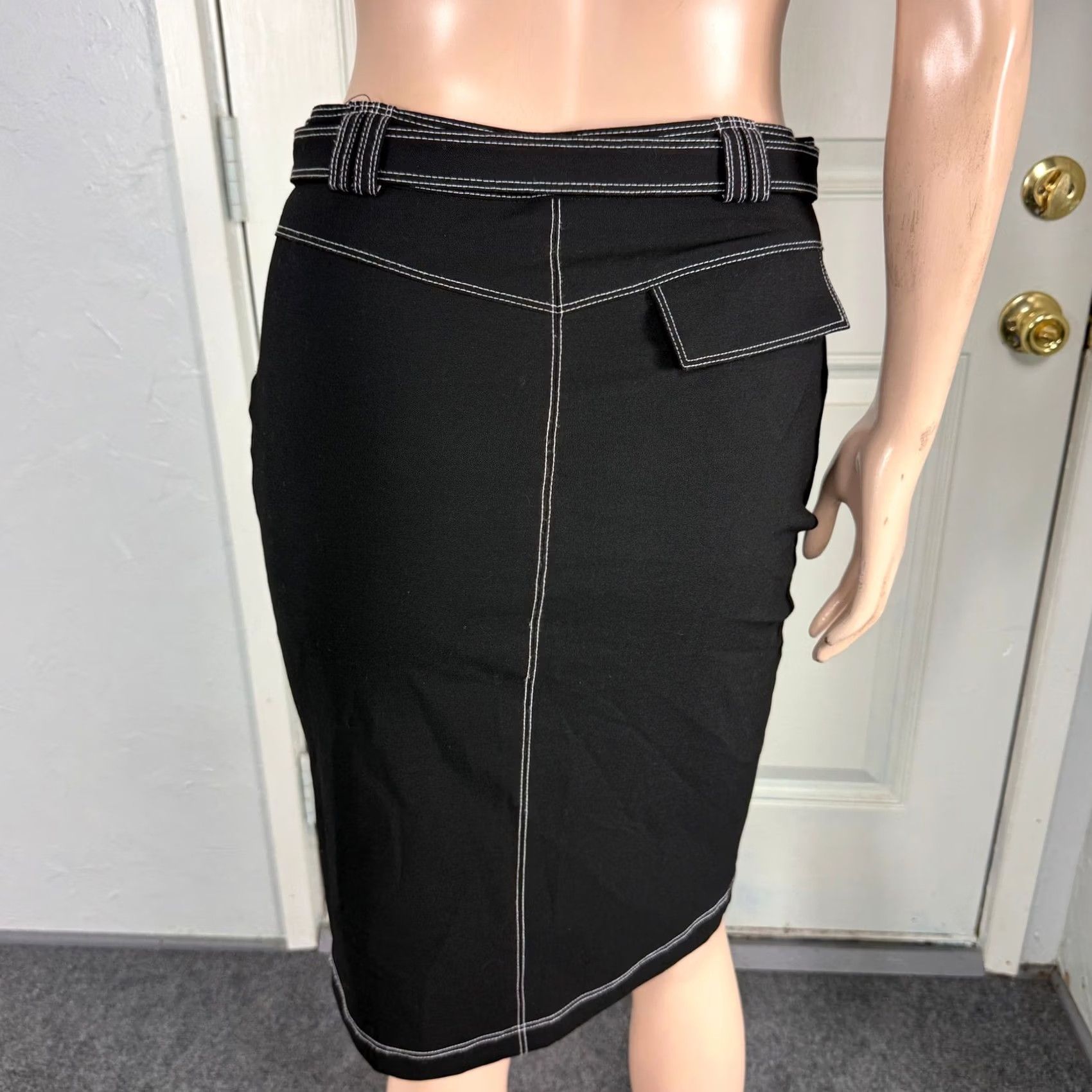 Bebe VINTAGE bebe Skirt Belted Slit Knee Length Y2K Women’s 2 Black Polyester Knit Zip Rise High Party Casual - Mens Womens Girls Boys Size 26" / US 2 / IT 38 - 3 Thumbnail