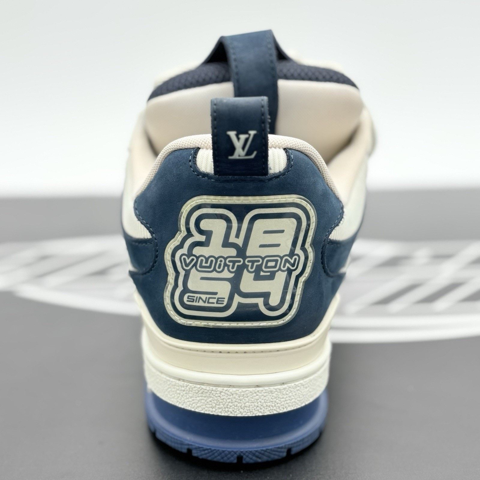 Louis Vuitton Louis Vuitton Skate ' Marine ' | SUPER CLEAN! Size US 9.5 / EU 42-43 - 9 Thumbnail