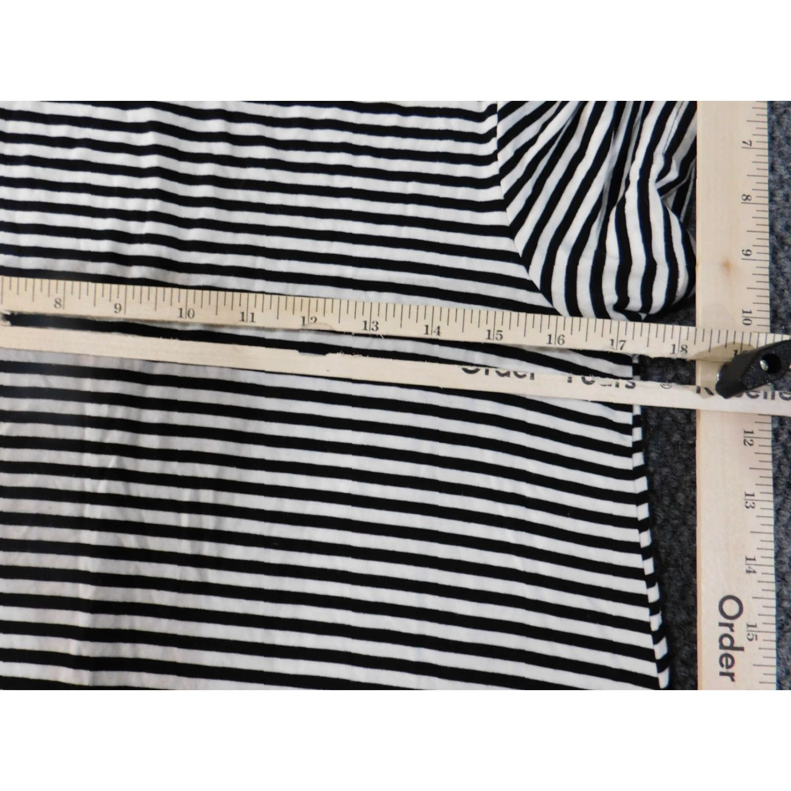 Old Navy Old Navy Shirt Dress Womens Medium Black Striped Rayon Knee Length Stretch Raglan Sleeve V-Neck Pullover Casual Rapple? Size M / US 6-8 / IT 42-44 - 4 Thumbnail