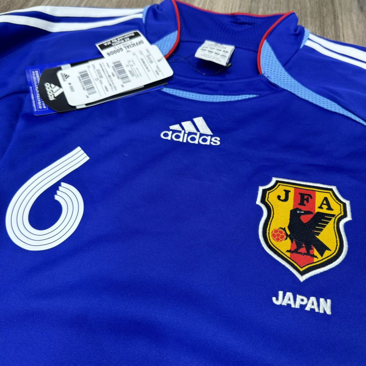 Adidas Japan WC2006 home shirt #6 K.Nakata (bnwt) Size US L / EU 52-54 / 3 - 5 Thumbnail