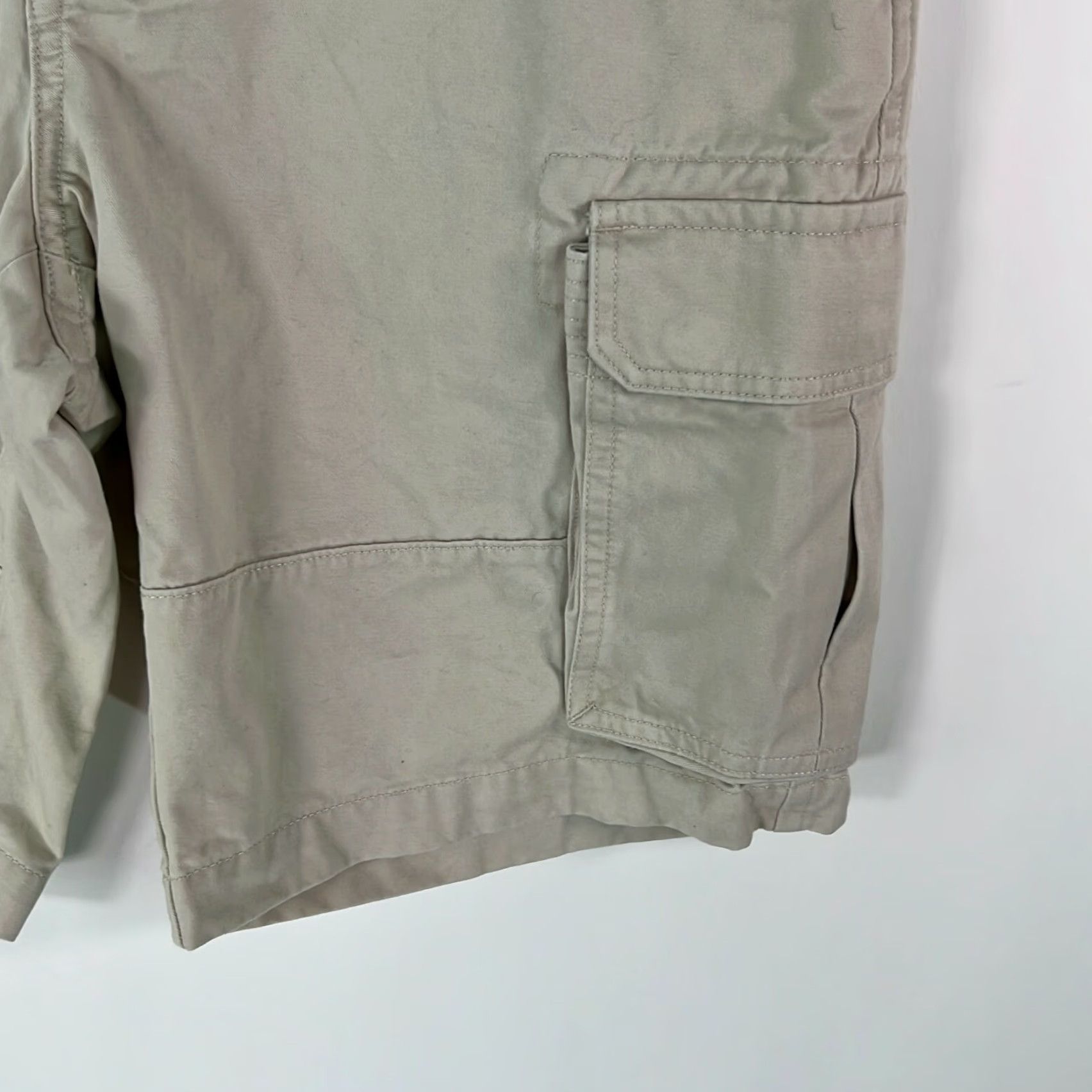 Tommy Hilfiger Tommy Hilfiger Beige Cargo Shorts Classic Fit Low Rise Casual 32 Mens Size US 32 / EU 48 - 3 Thumbnail