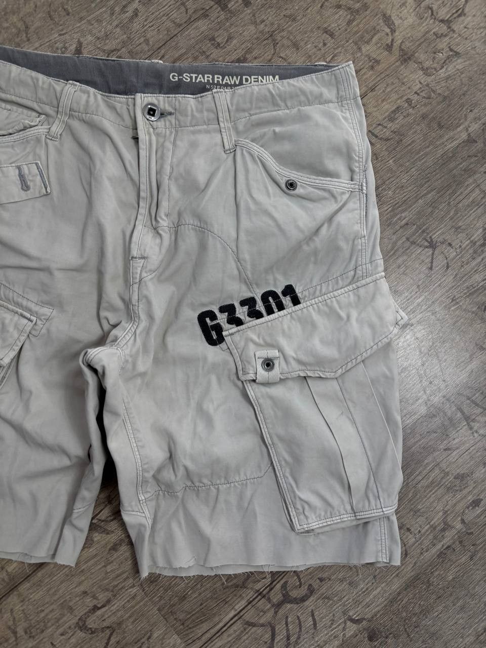 G-Star G-Star Cargo y2K Logo bermuda loose Shorts Size US 34 / EU 50 - 5 Thumbnail
