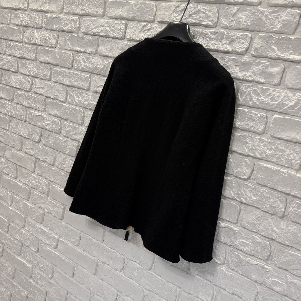 Gucci Rare Women’s Bomber Jacket Gucci 100 % Lana Wool XL Size XL / US 12-14 / IT 48-50 - 8 Thumbnail