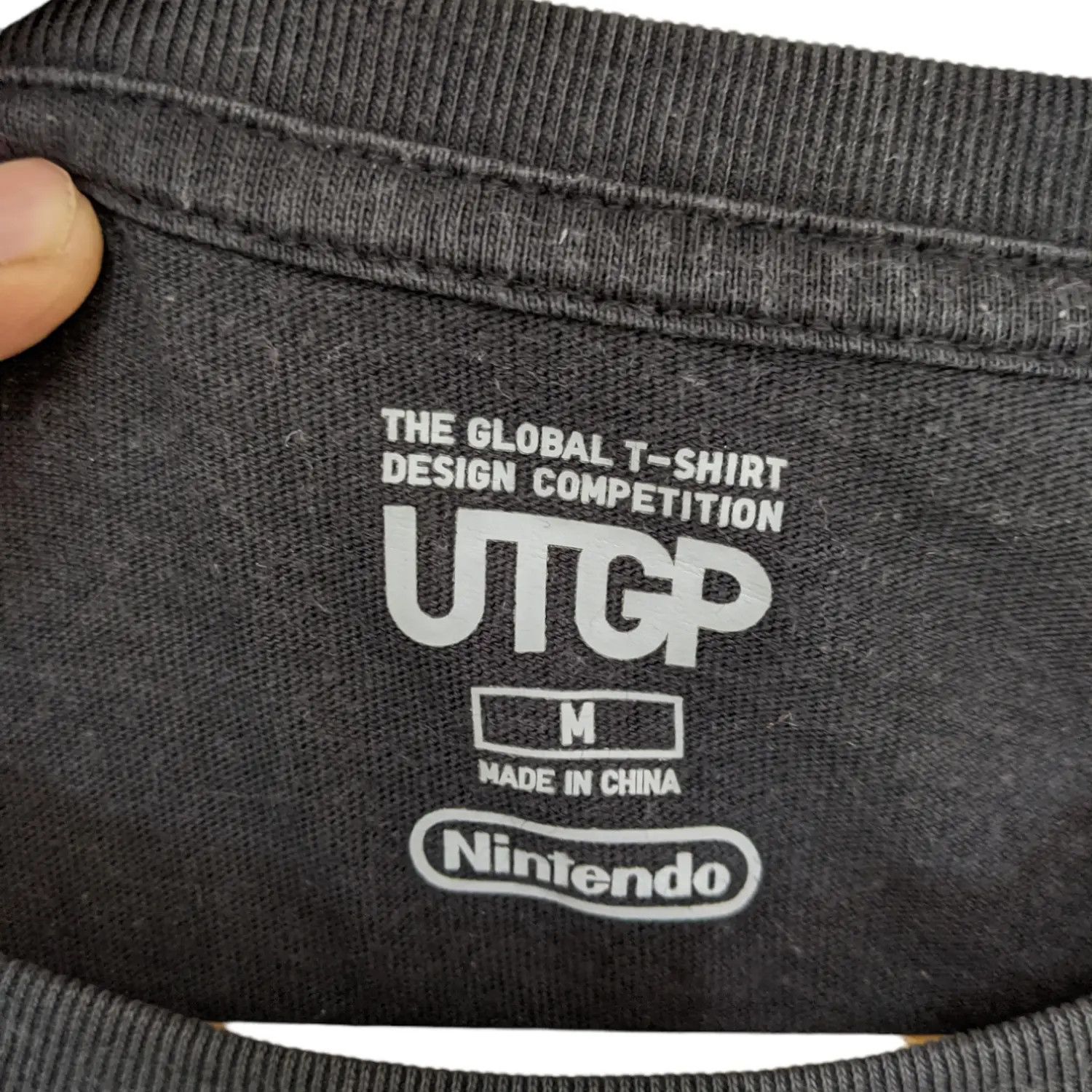 Japanese Brand UNIQLO x Nintendo Games Super Mario T-Shirt Size US M / EU 48-50 / 2 - 7 Thumbnail