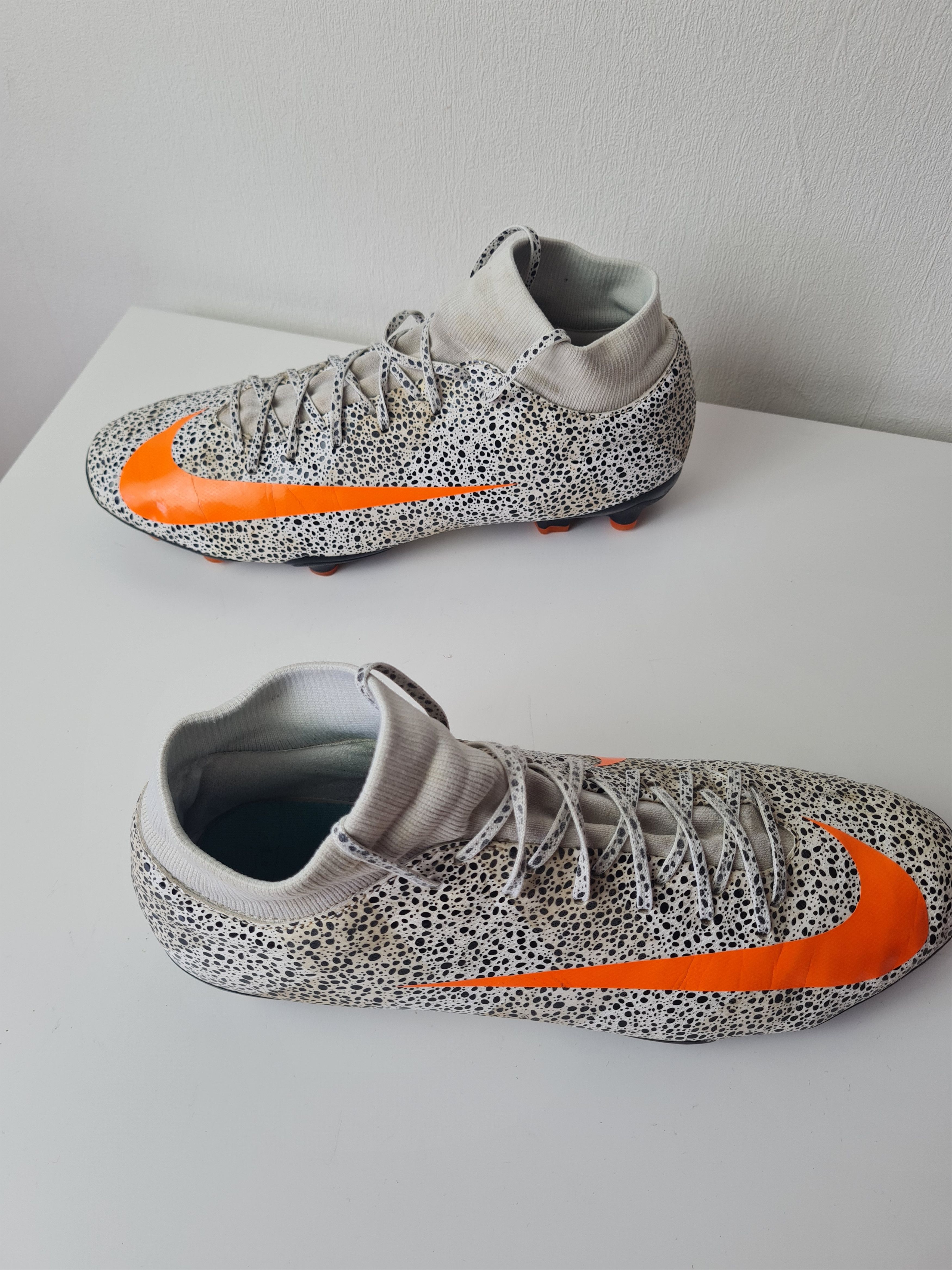 Nike NIKE JR SUPERFLY 7 ACADEMY CR7 FG FOOTBALL BOOTS CLEATS Size US 11 / EU 44 - 9 Thumbnail