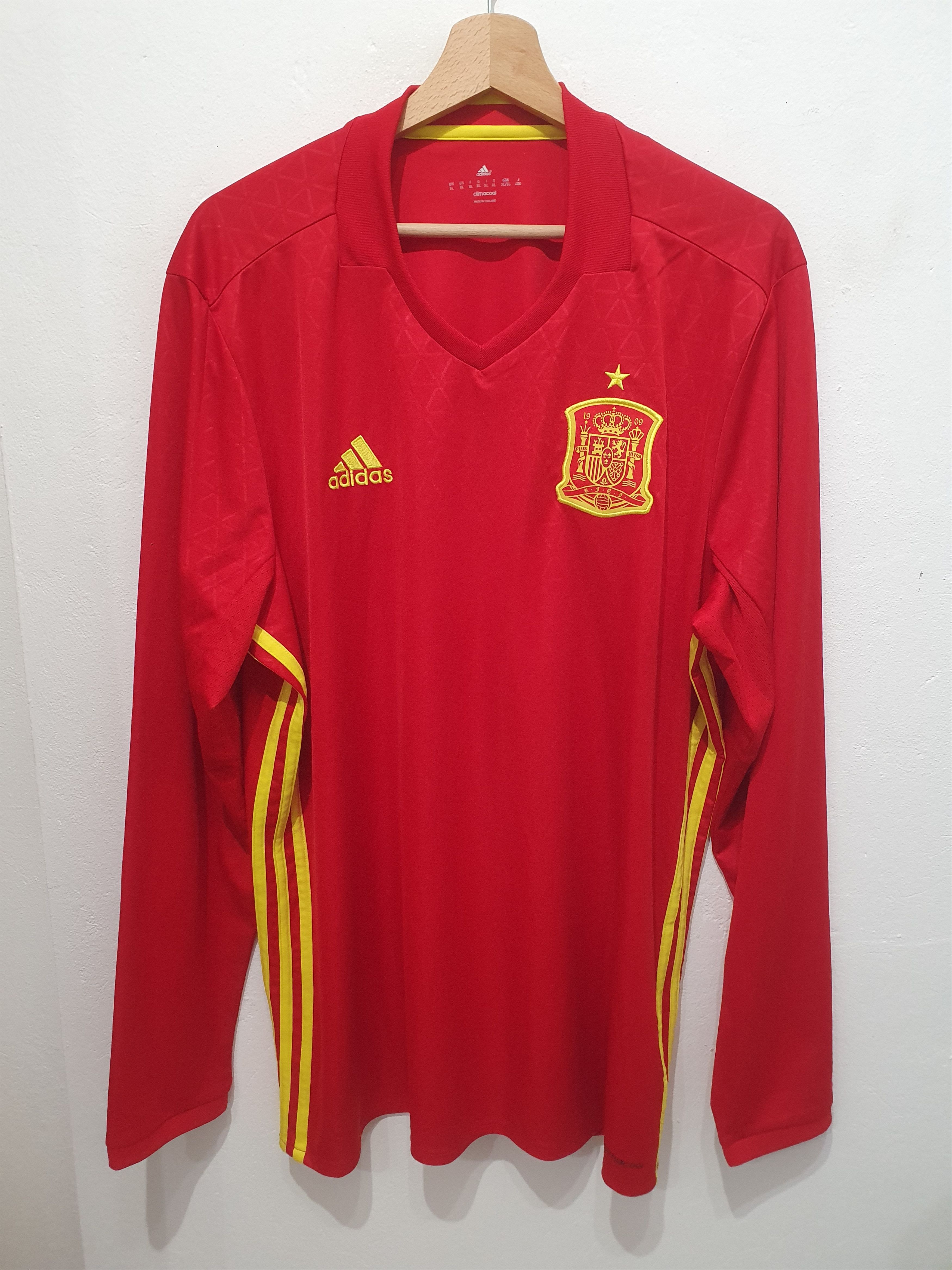 image of Espana Spain 2016 Size XL Longsleeve Adidas Jersey in Red, Men's