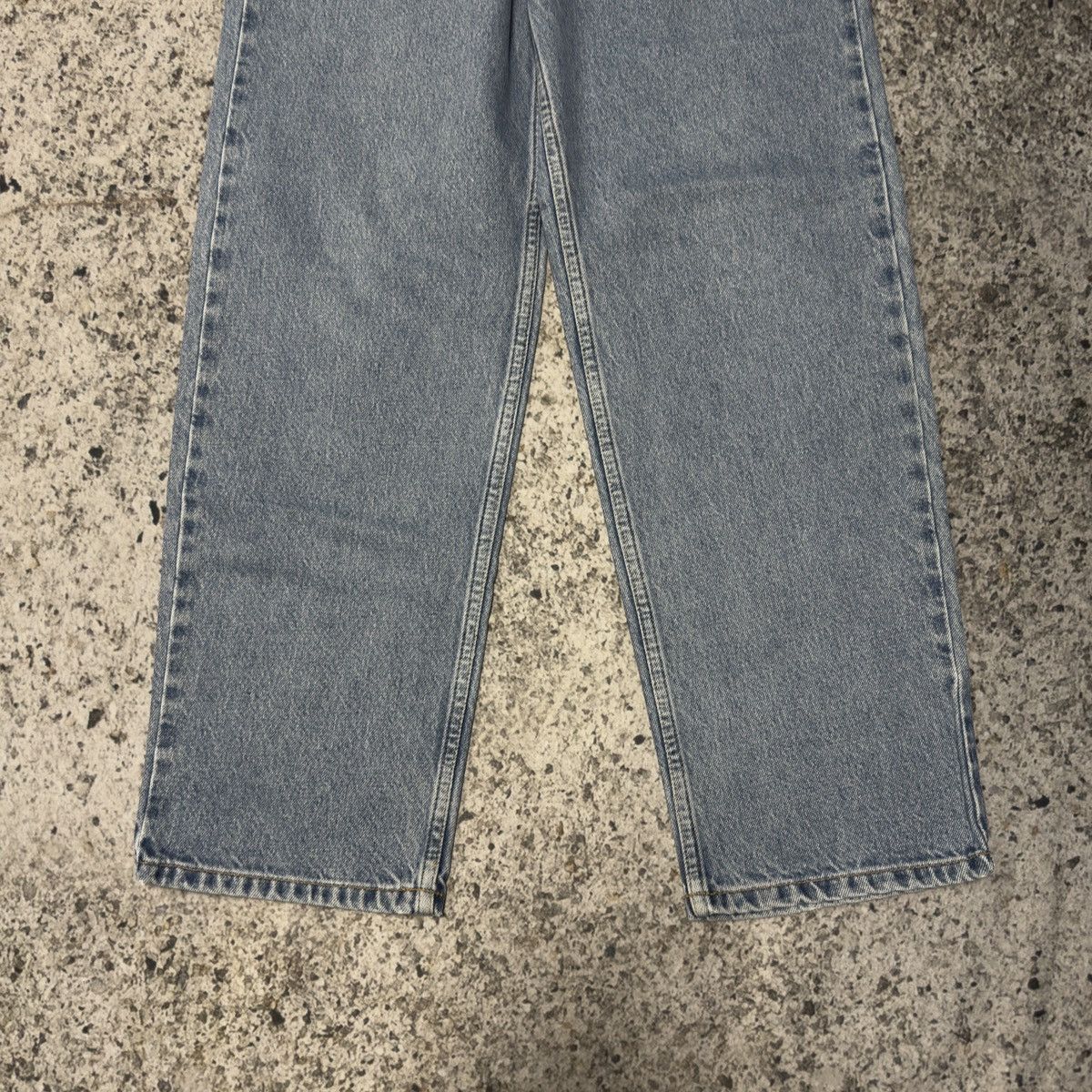 Vintage Vintage Tommy Jeans Faded Light Wash Denim Skater ERD Grunge Size US 31 - 10 Thumbnail