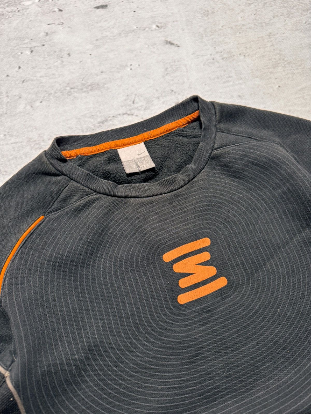 Nike × Vintage NIKE SHOX VINTAGE CENTER LOGO OVERSIZE BOXY SWEATSHIRT Size US S / EU 44-46 / 1 - 3 Thumbnail