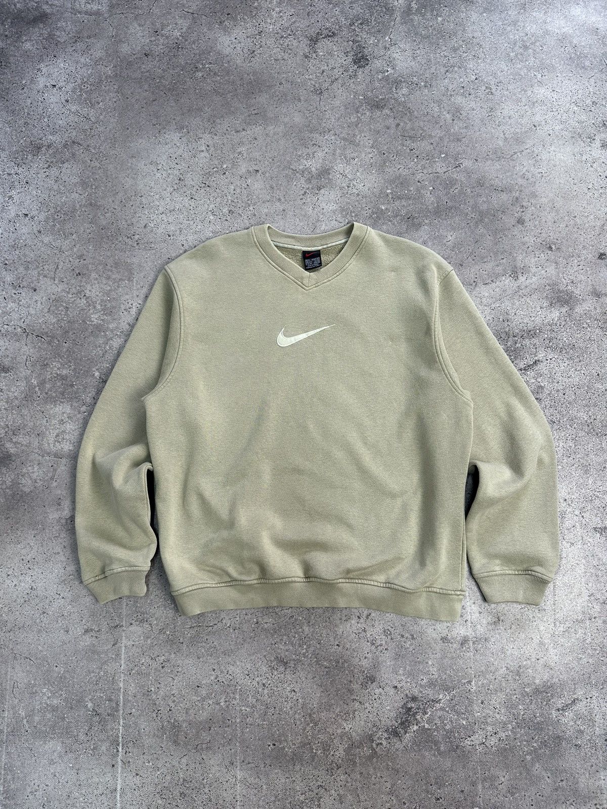 Vintage Nike Y2K Sweatshirt Big Logo Drill Swoosh Beige