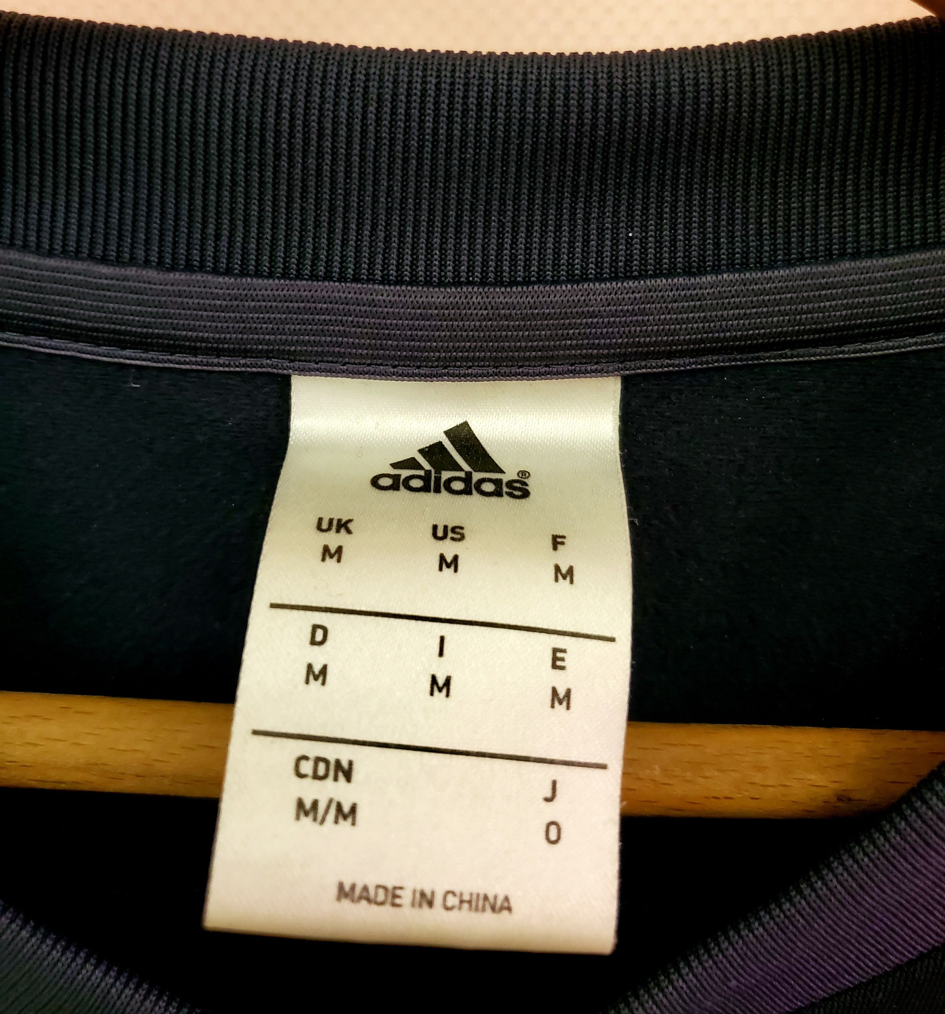 Adidas Real Madrid FC Longsleeve Jersey Training New condition M Size US M / EU 48-50 / 2 - 3 Thumbnail