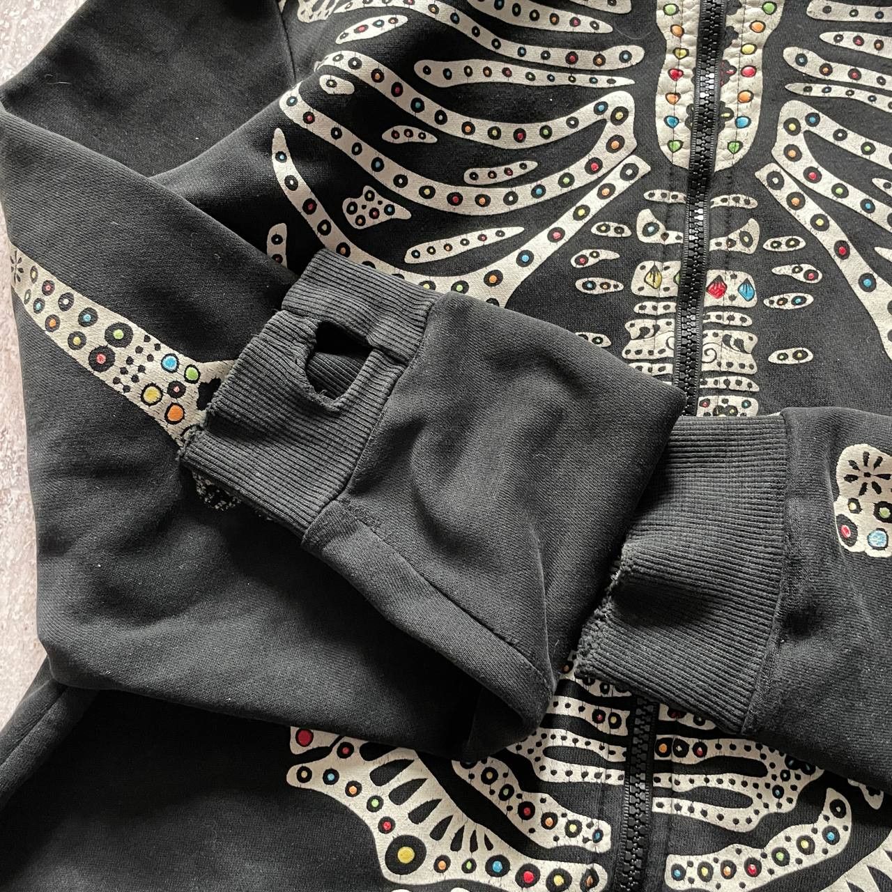 Vintage VINTAGE Y2K MUERTA SKELETON FULL ZIP HOODIE Size US M / EU 48-50 / 2 - 12 Thumbnail