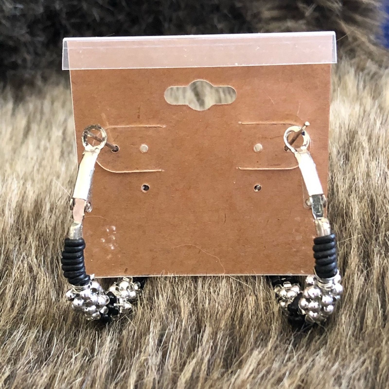 Jewelry Hand crafted black and silver bead hoop earrings Size ONE SIZE - 2 Thumbnail