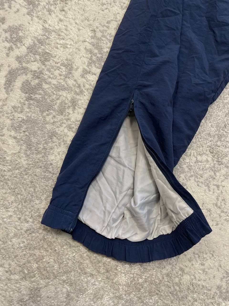 Nike Vintage 90s Nike Nylon Track Pants Navy Blue, Red Swoosh Size US 31 - 10 Thumbnail