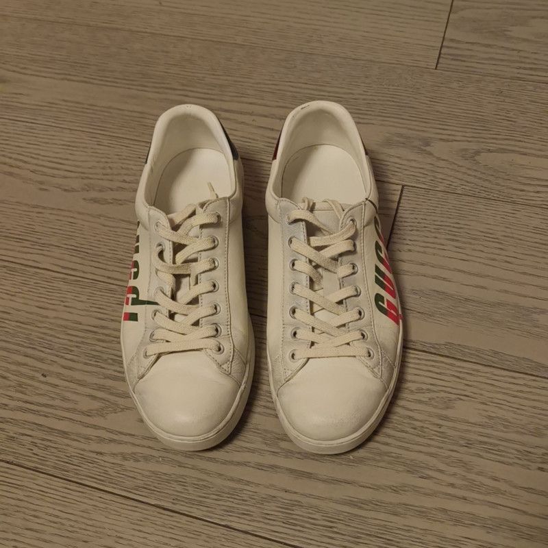 Gucci Gucci Ace Blade Sneakers with Distressed Finish Size US 8 / EU 41 - 1 Thumbnail