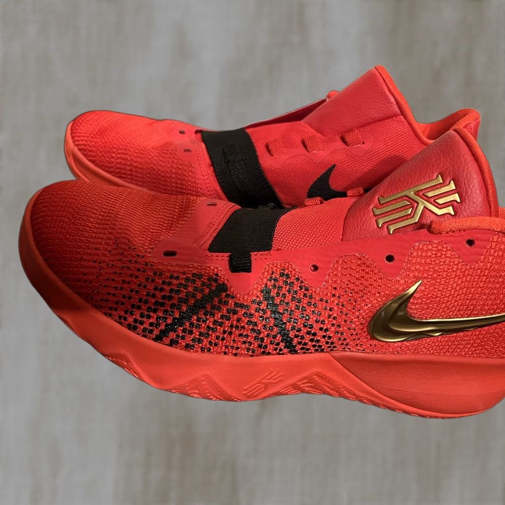 Nike Nike Kyrie Flytrap Basketball Shoes Men US 9 Red AA7071-600 Size US 9 / EU 42 - 1 Thumbnail